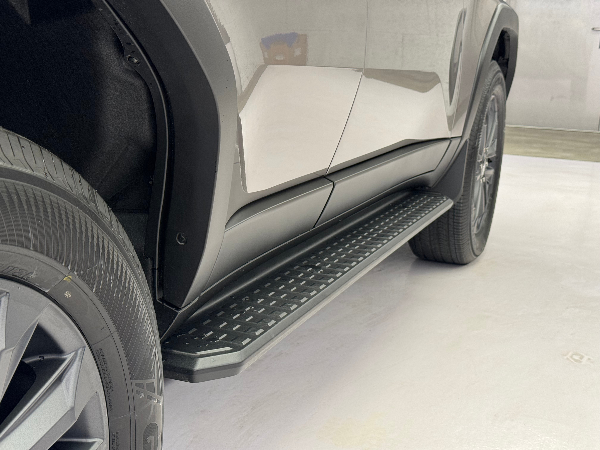 listing desktop thumbnail image 21