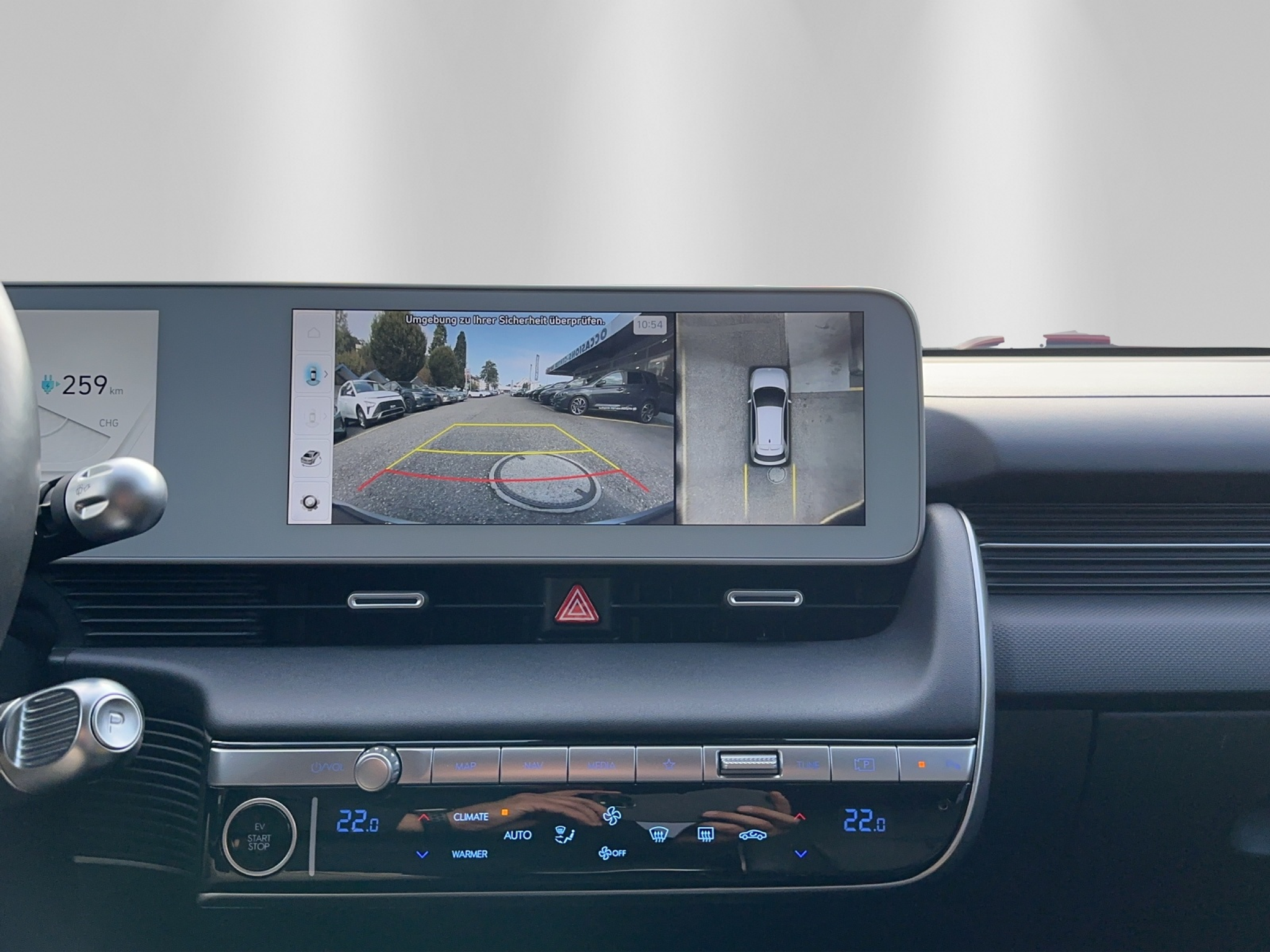 listing desktop thumbnail image 17