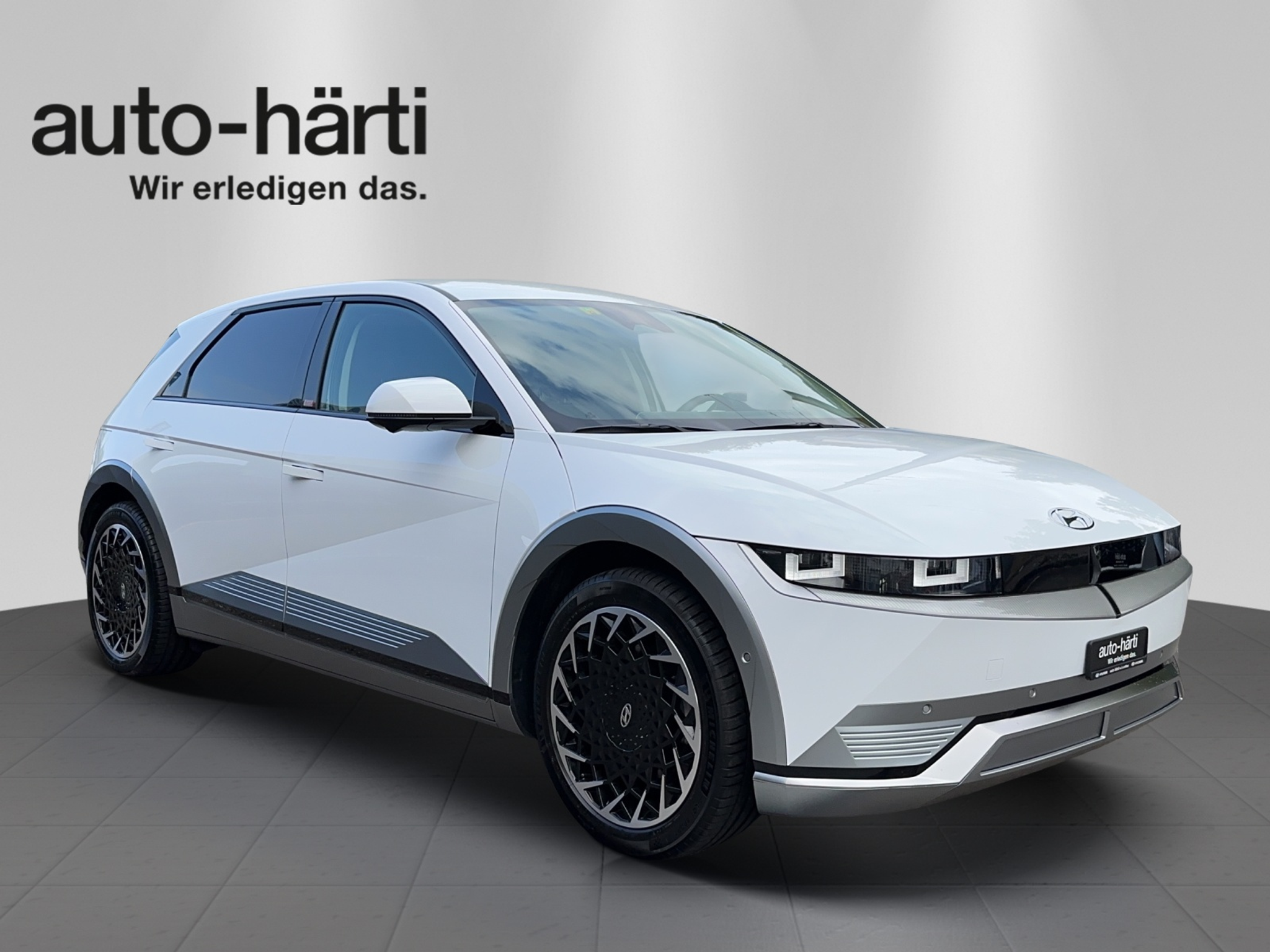 listing desktop thumbnail image 6