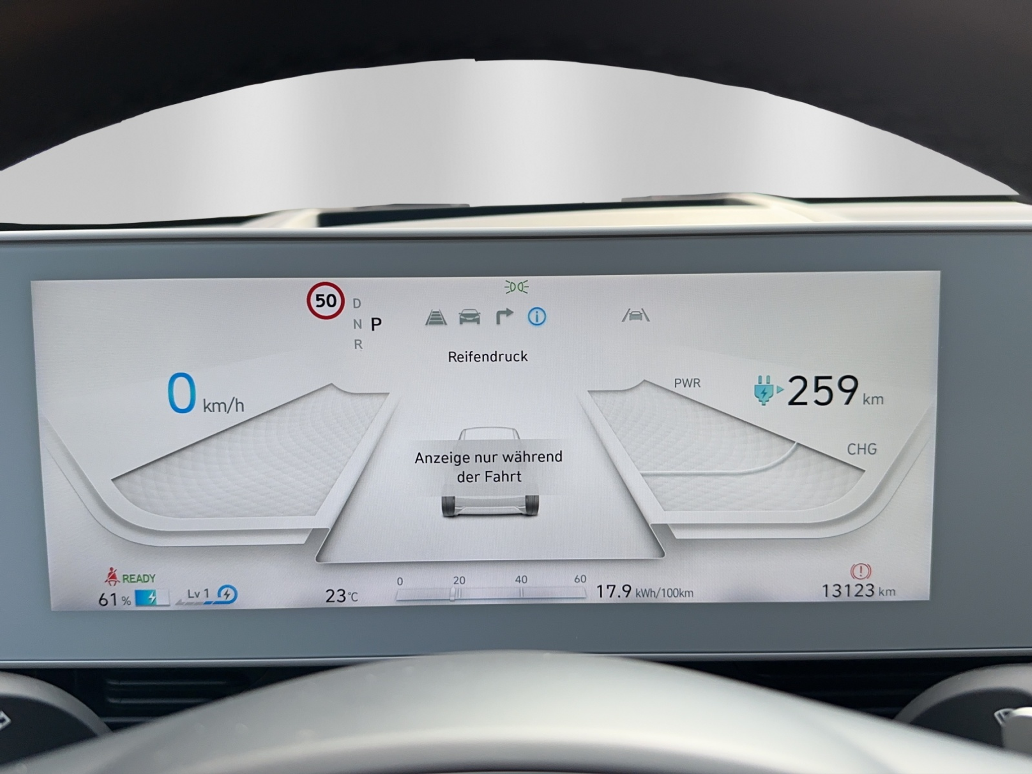 listing desktop thumbnail image 15