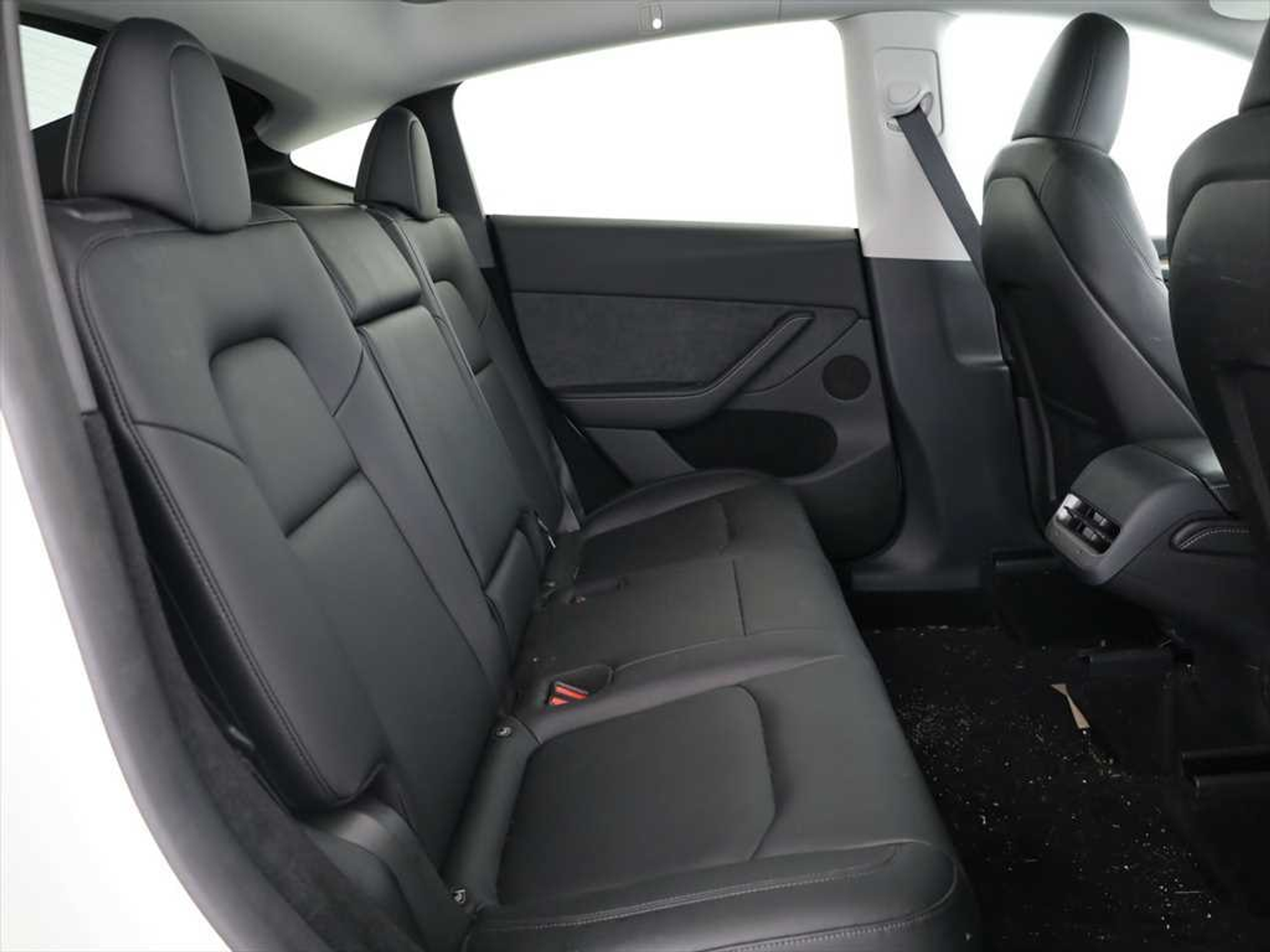 listing desktop thumbnail image 10