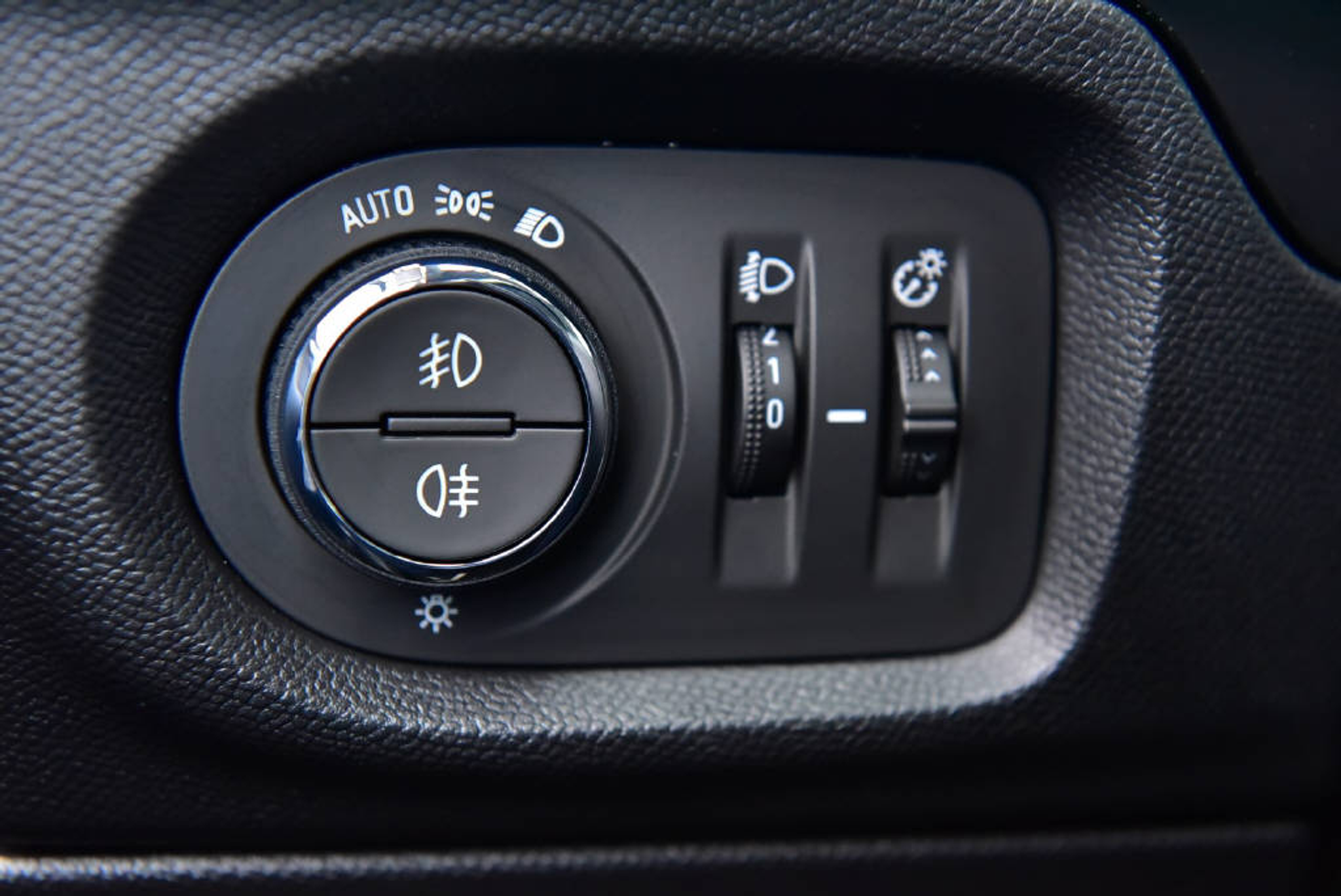 listing desktop thumbnail image 14