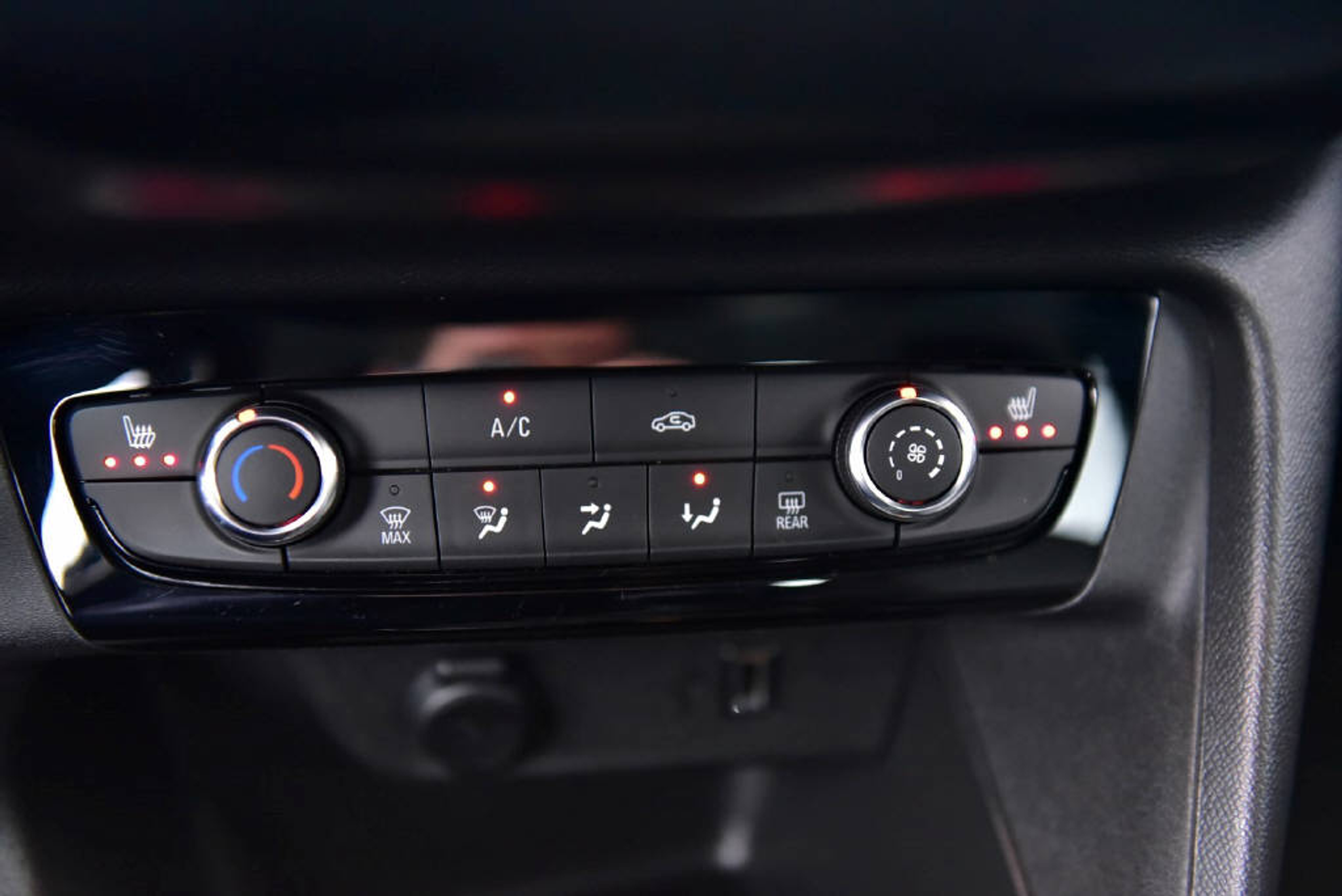 listing desktop thumbnail image 12