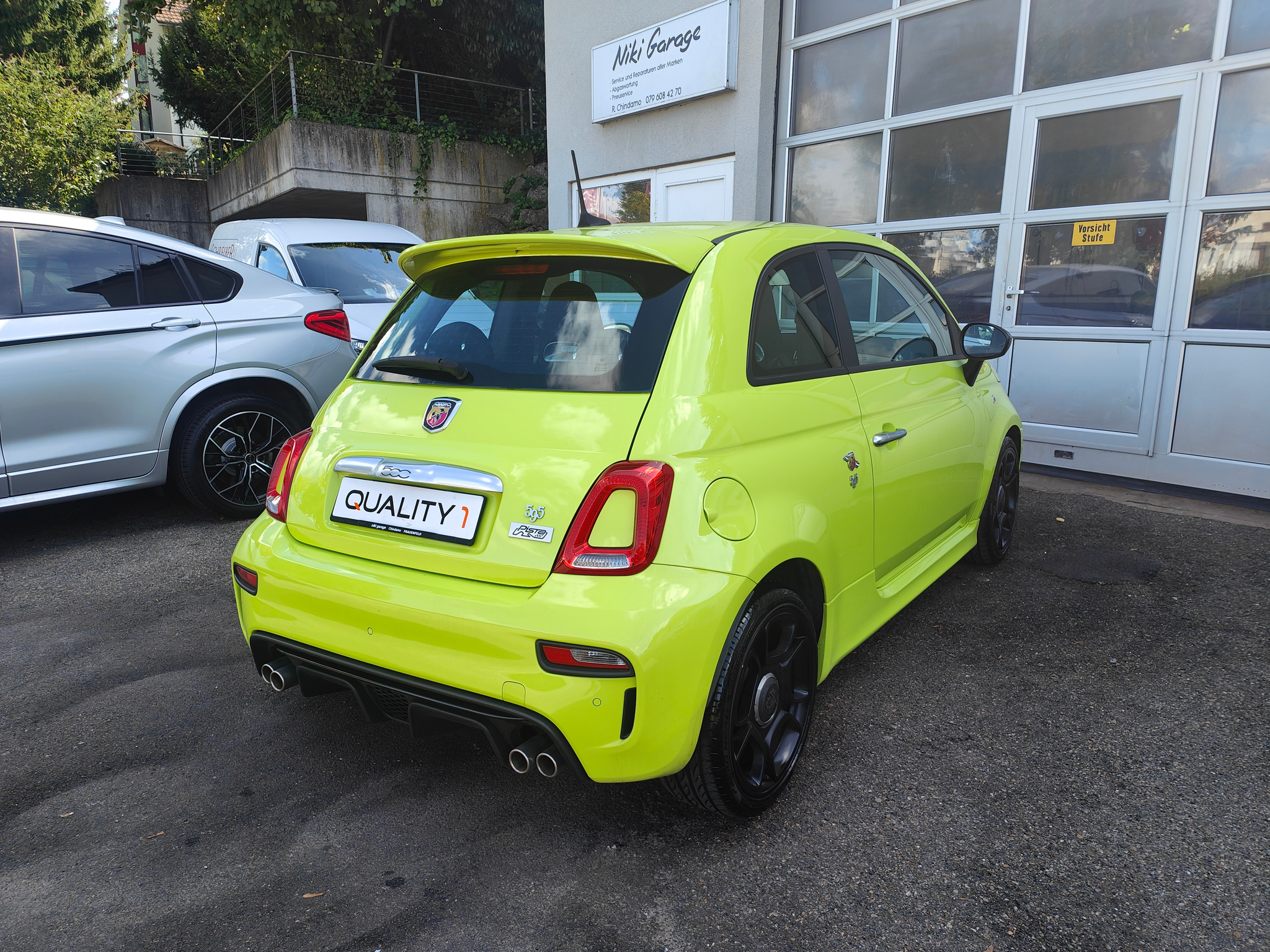 listing desktop thumbnail image 5