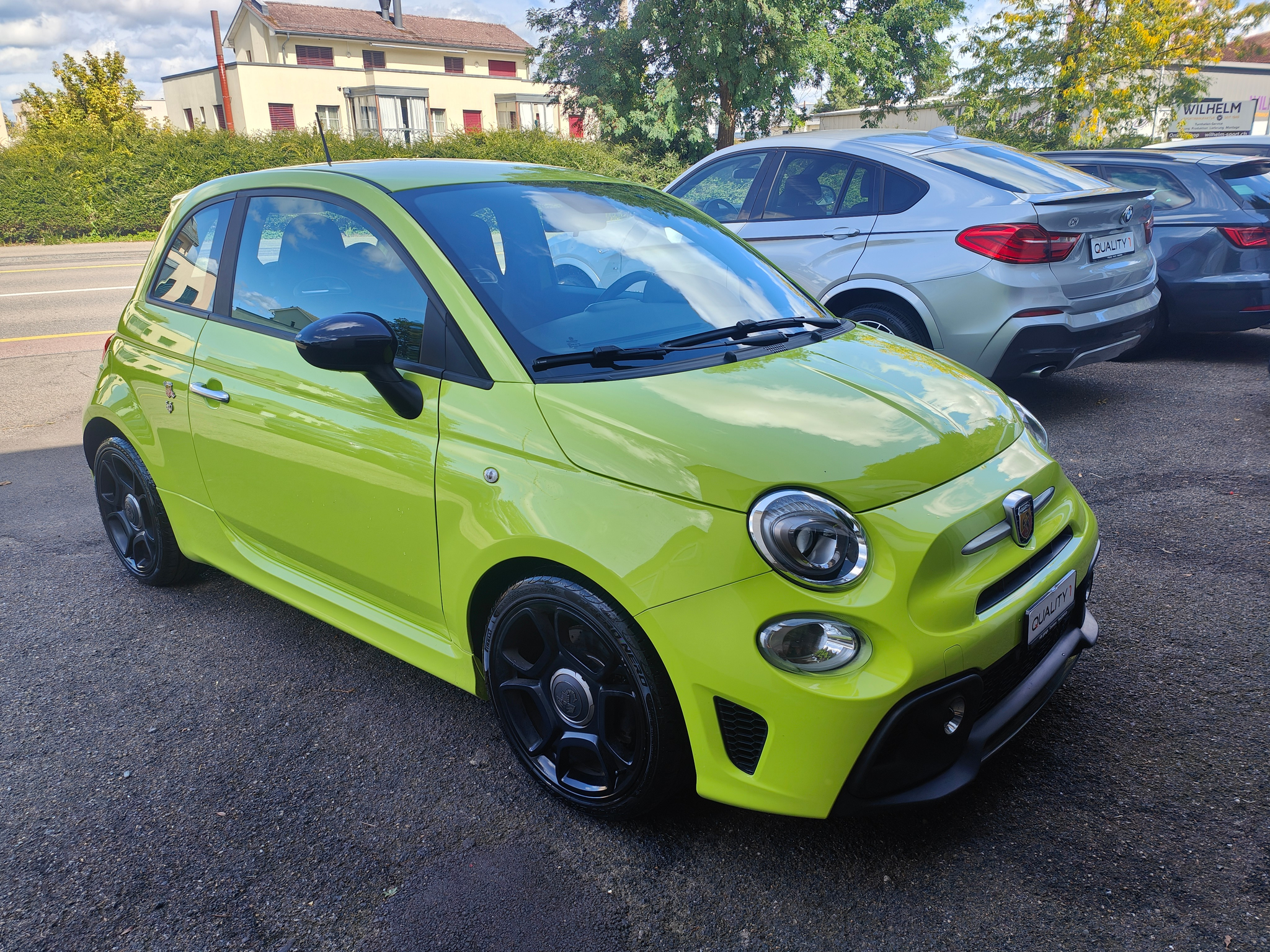 listing desktop thumbnail image 2