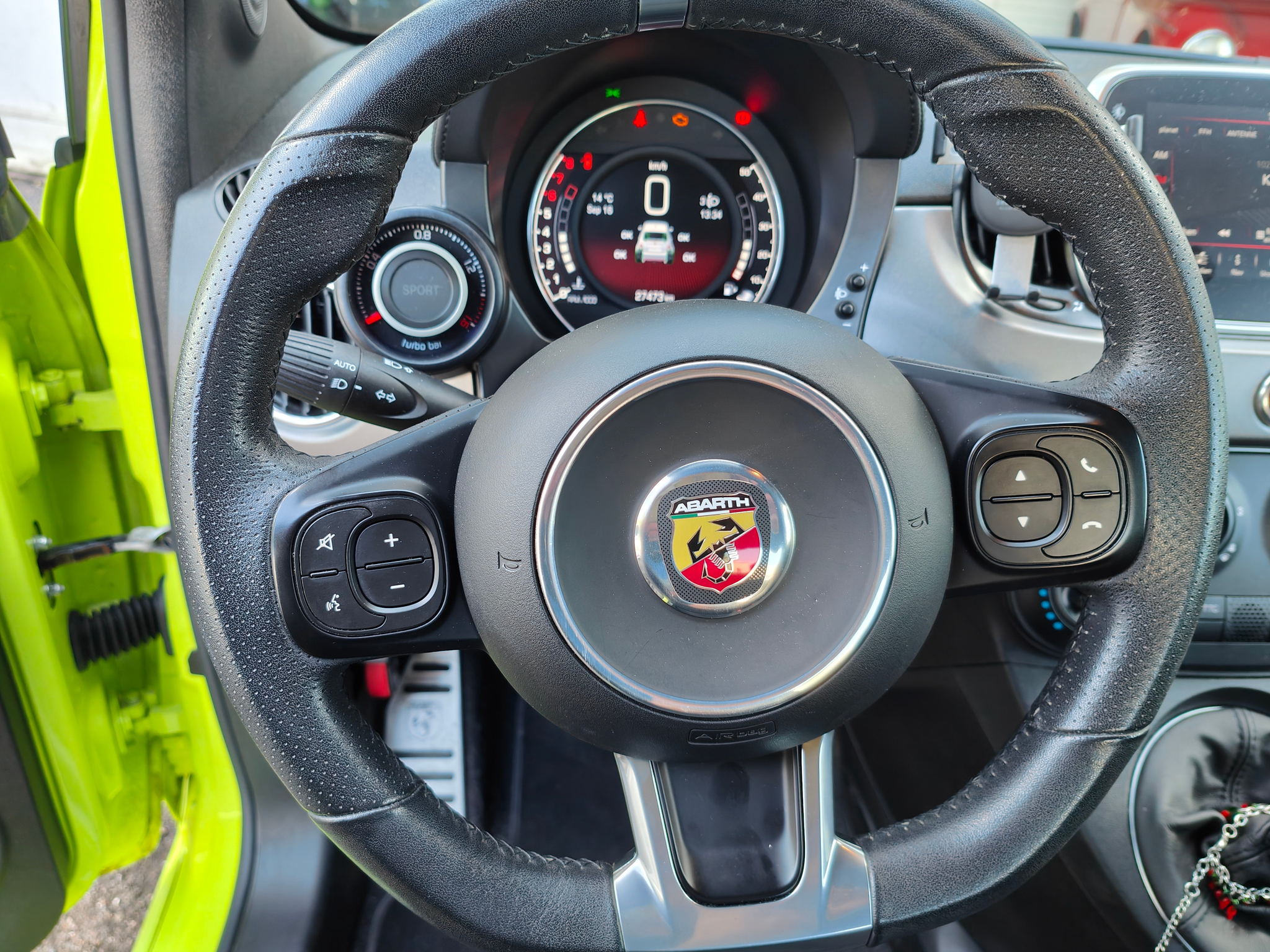 listing desktop thumbnail image 11