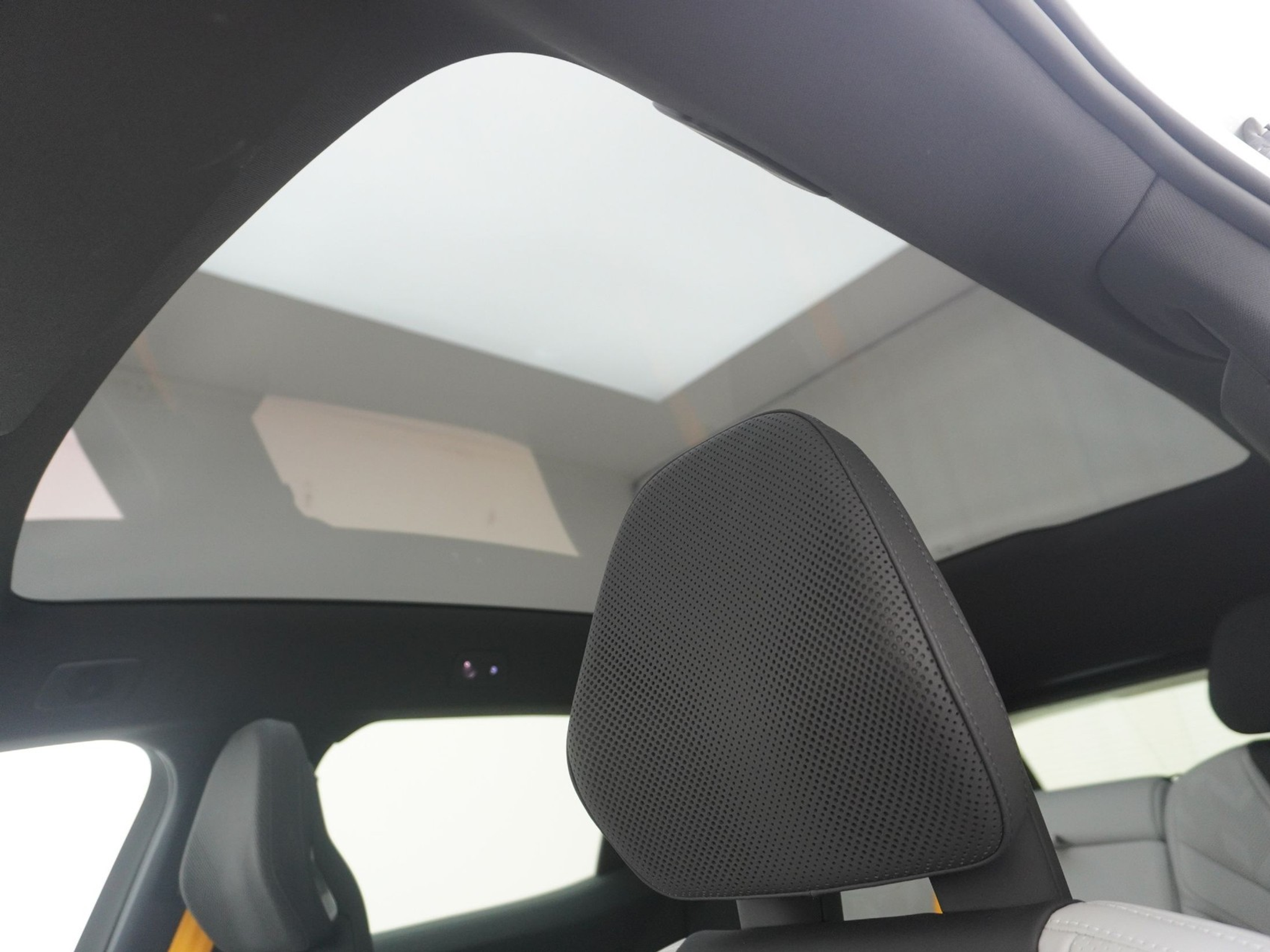 listing desktop thumbnail image 26