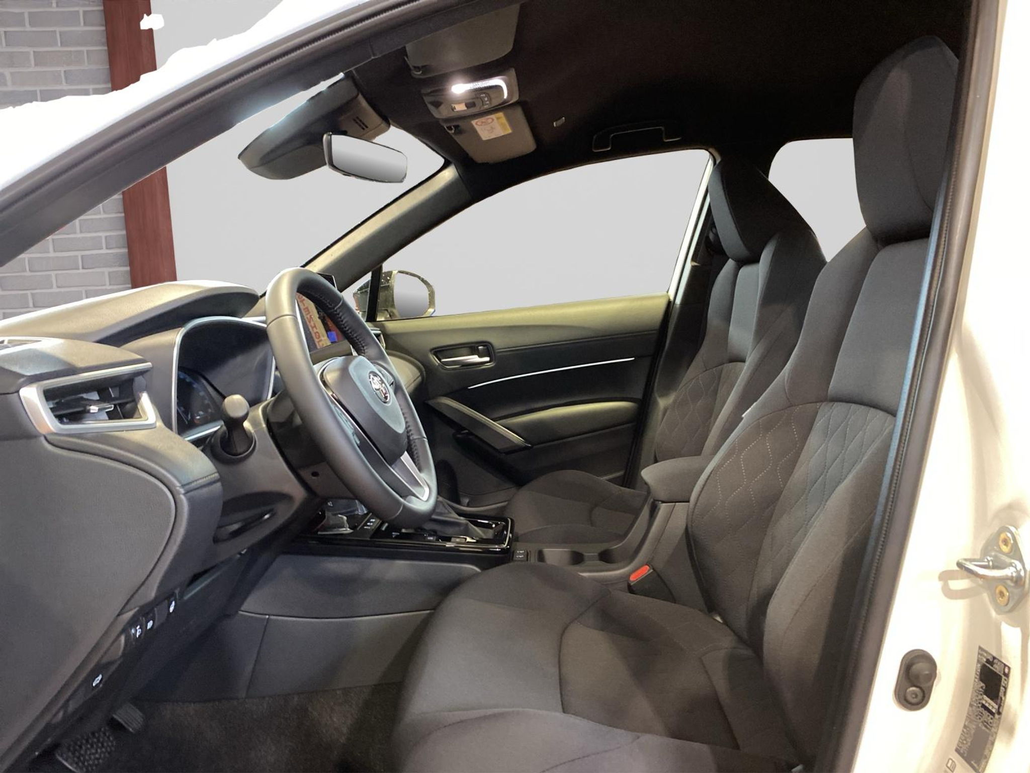 listing desktop thumbnail image 7