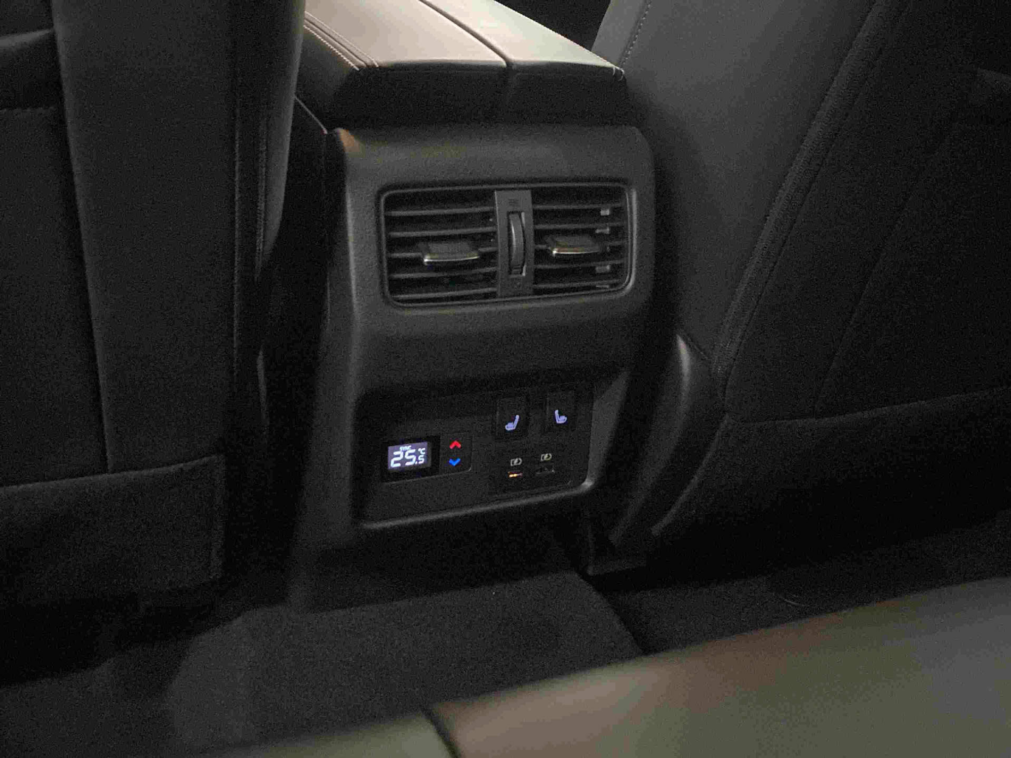 listing desktop thumbnail image 15