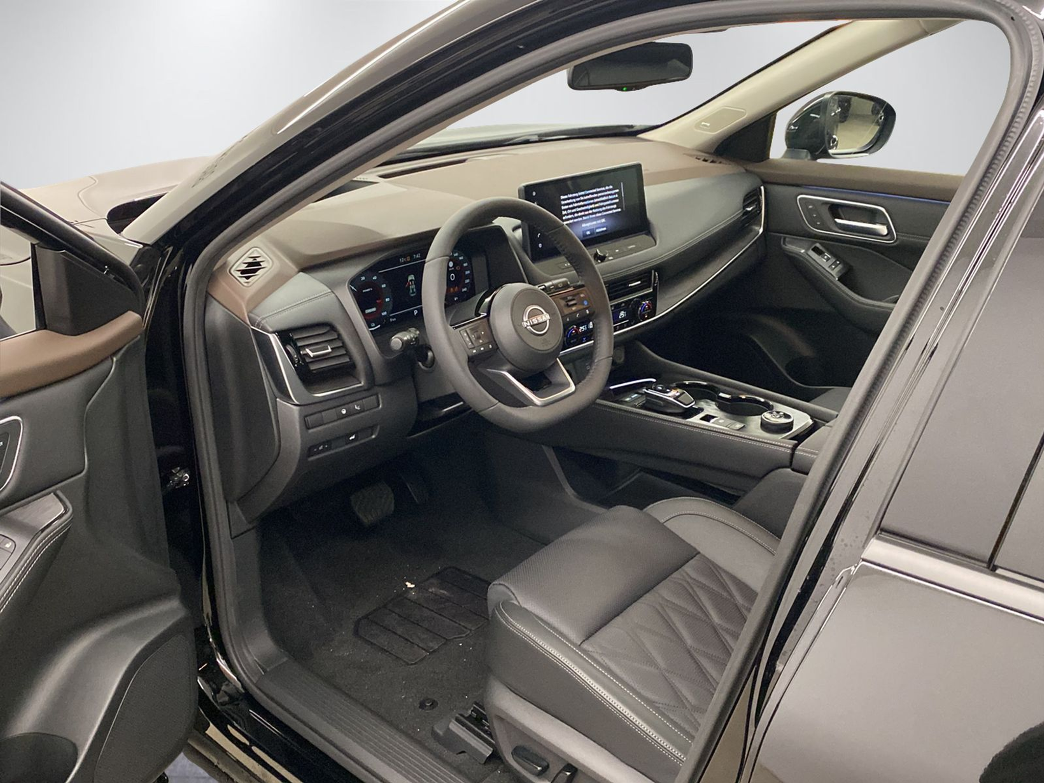 listing desktop thumbnail image 12