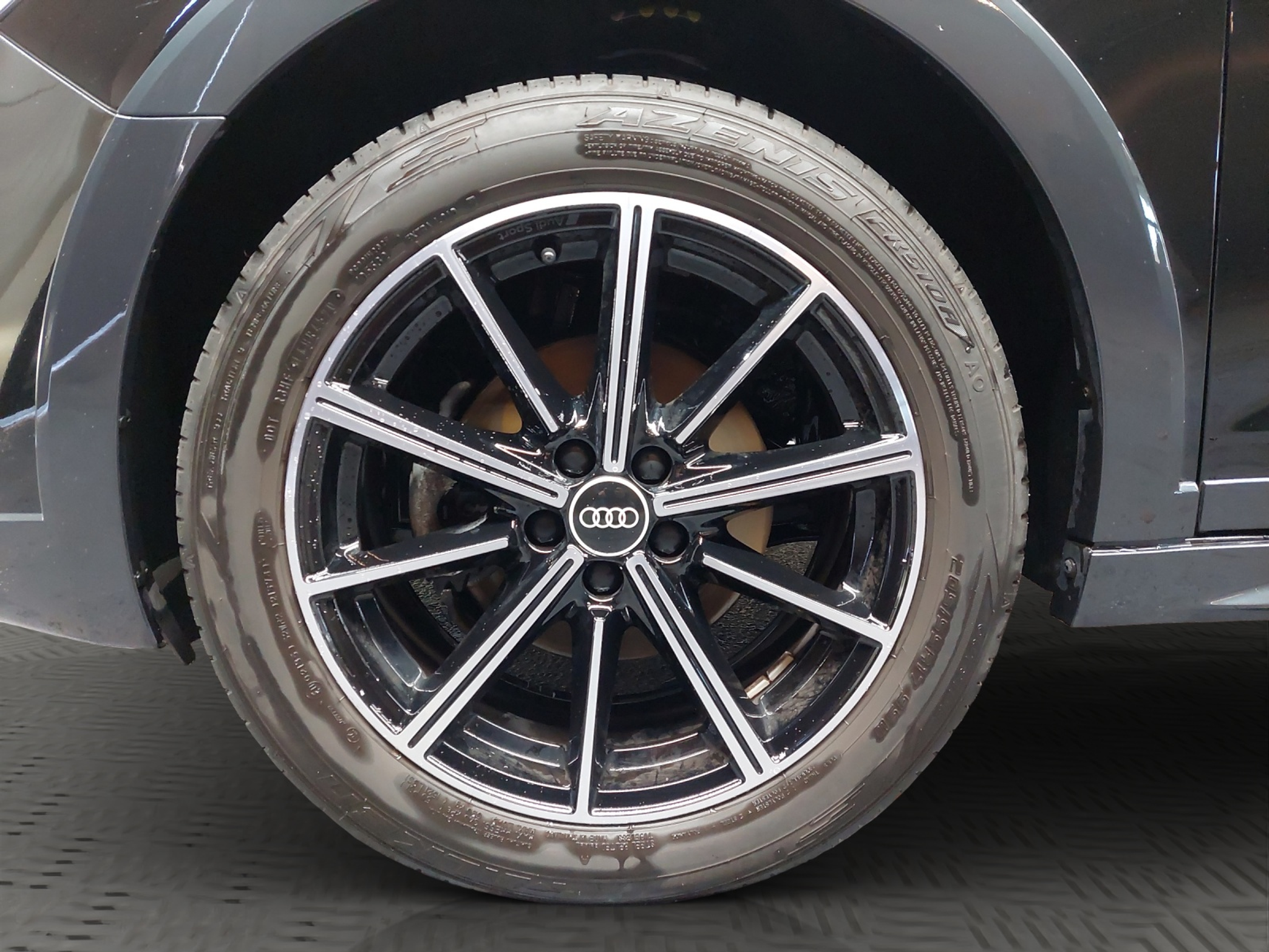 listing desktop thumbnail image 11