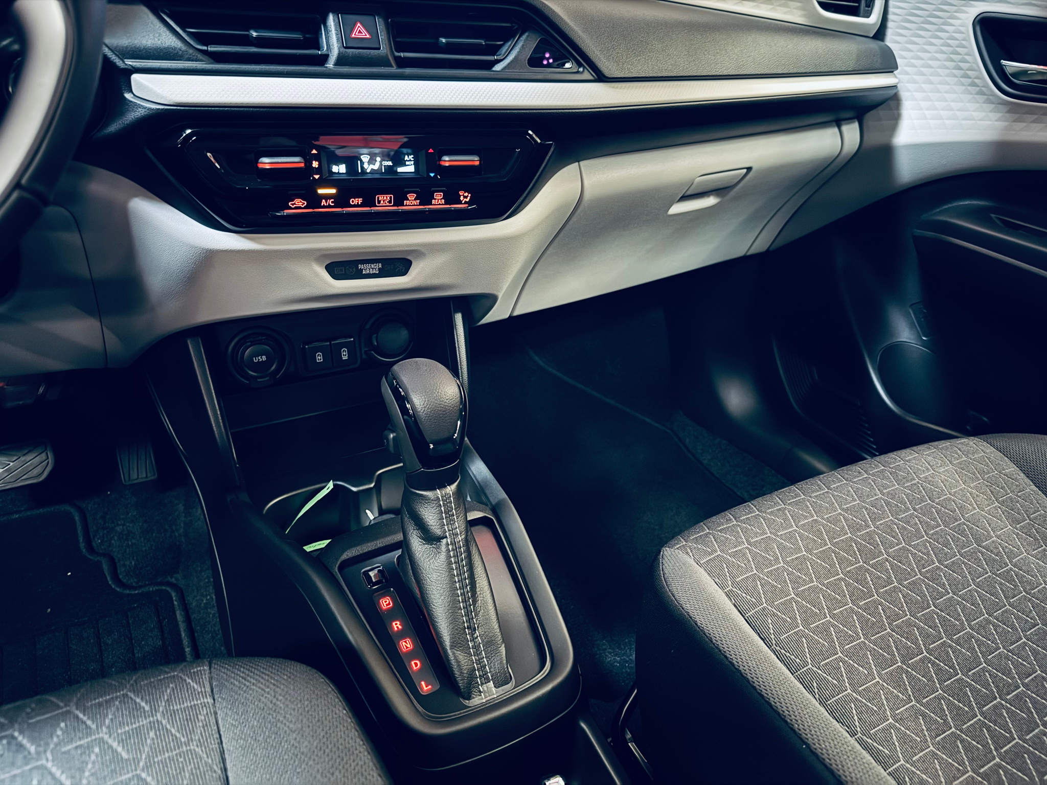 listing desktop thumbnail image 14