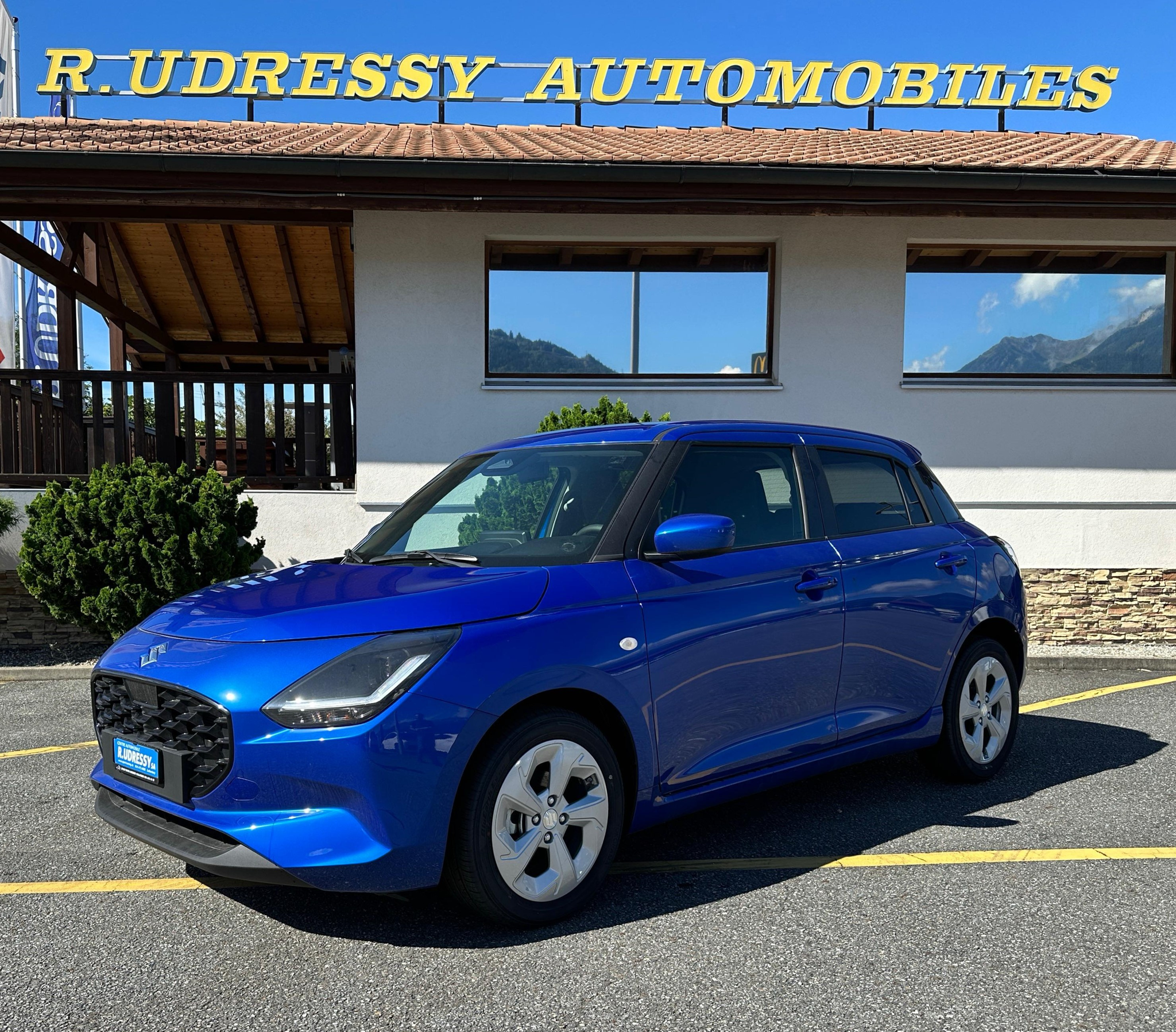 listing desktop thumbnail image 0