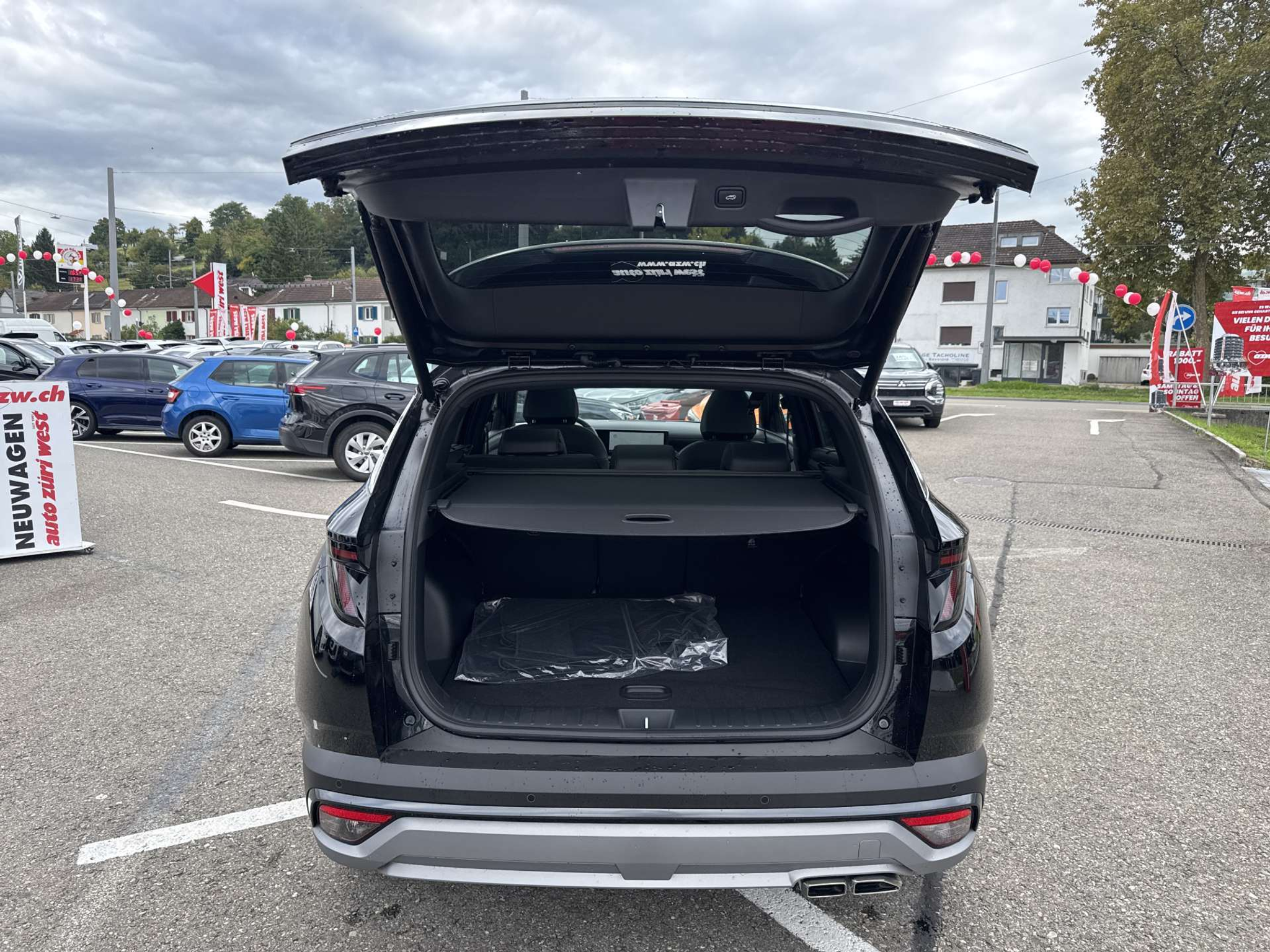 listing desktop thumbnail image 7