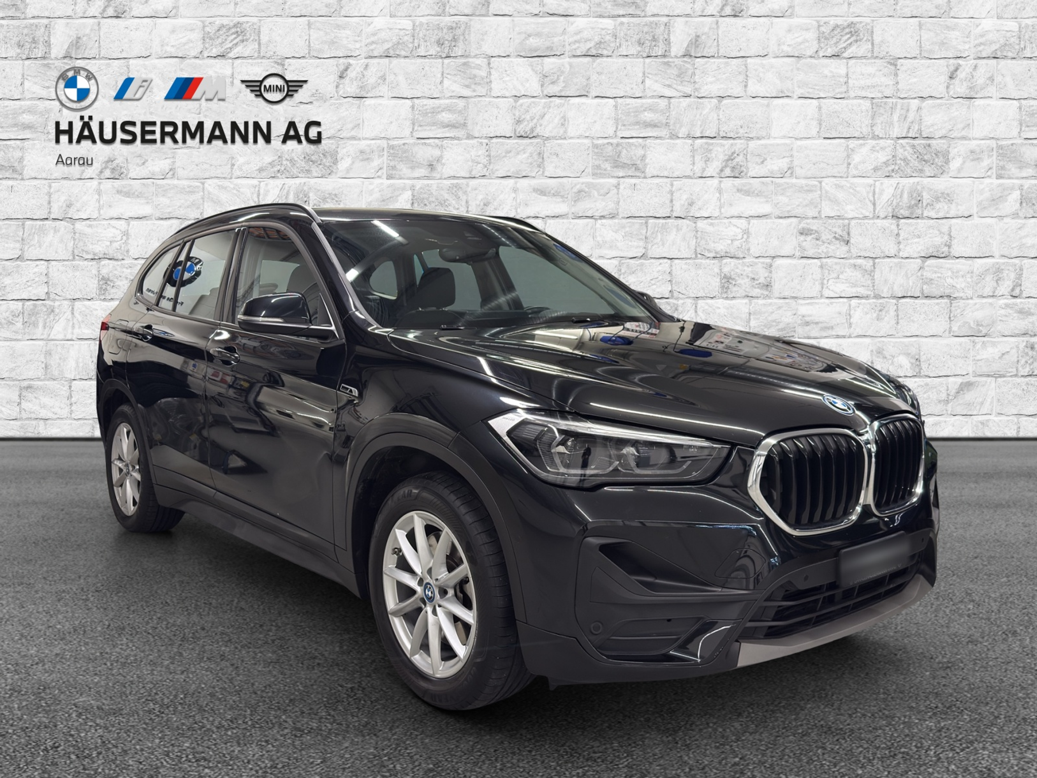 listing desktop thumbnail image 2