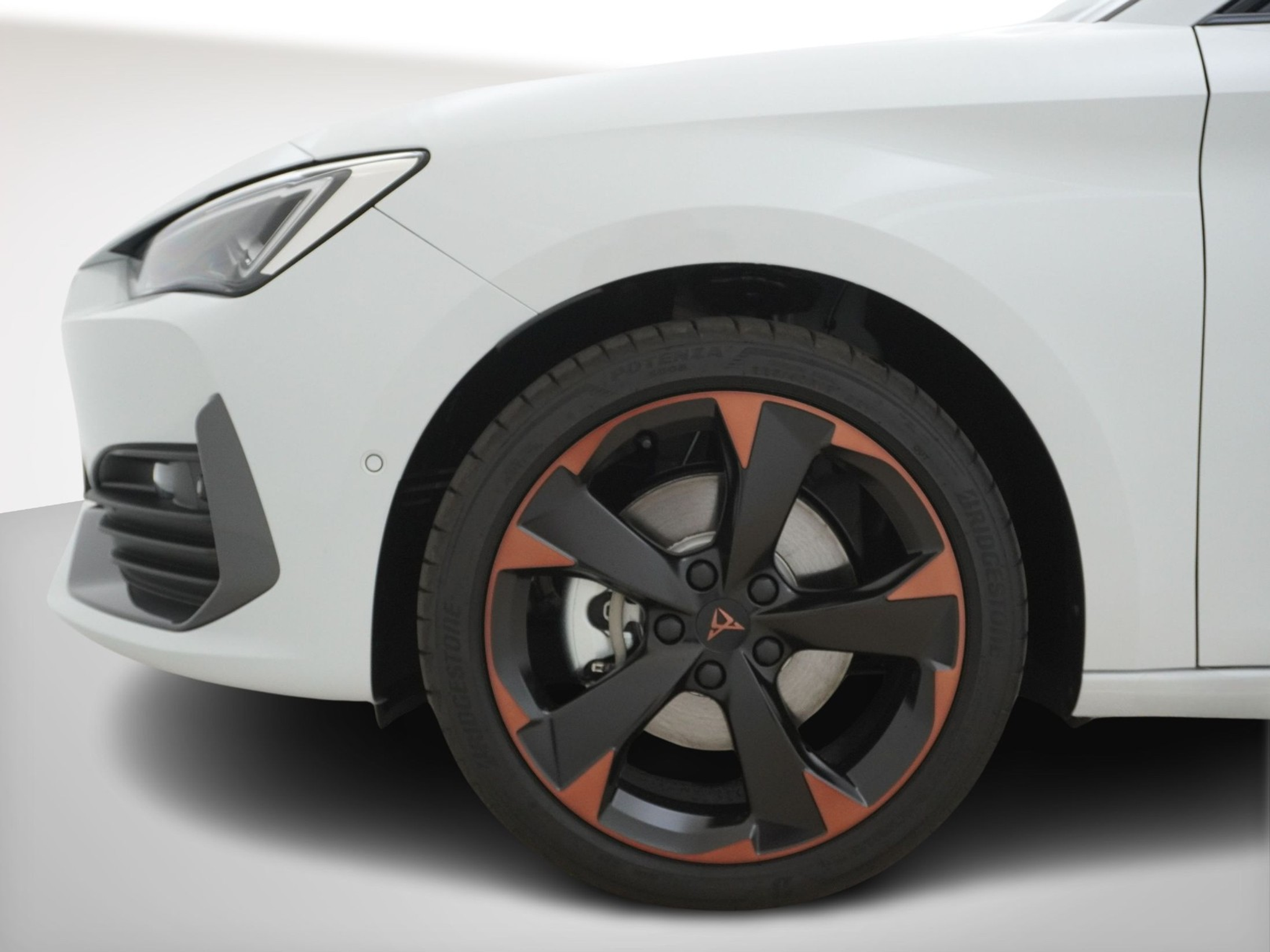 listing desktop thumbnail image 10