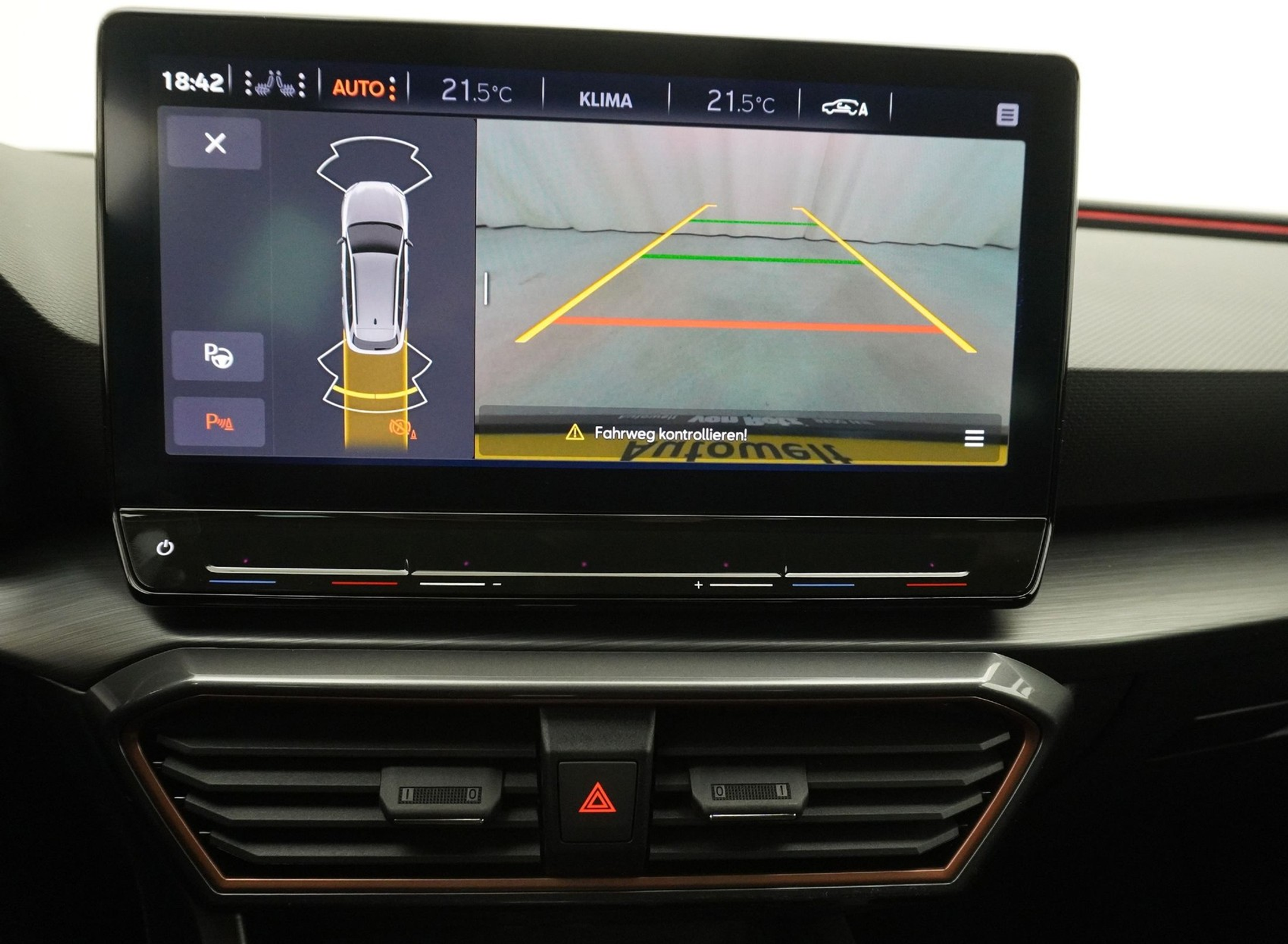 listing desktop thumbnail image 18