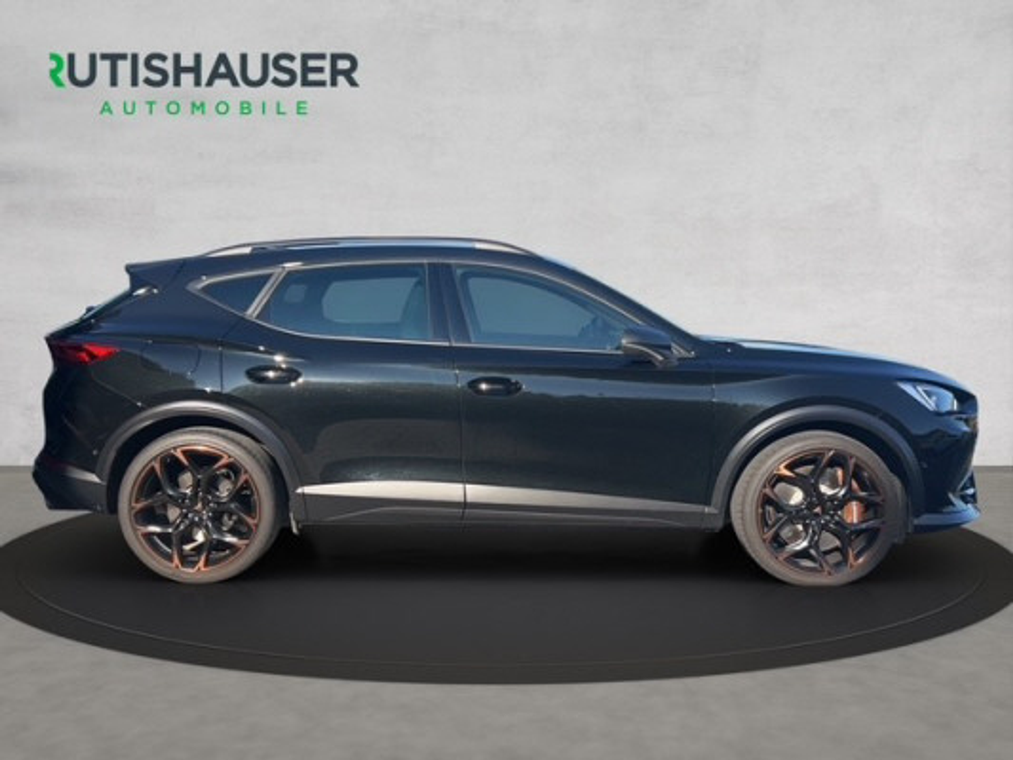 listing desktop thumbnail image 3