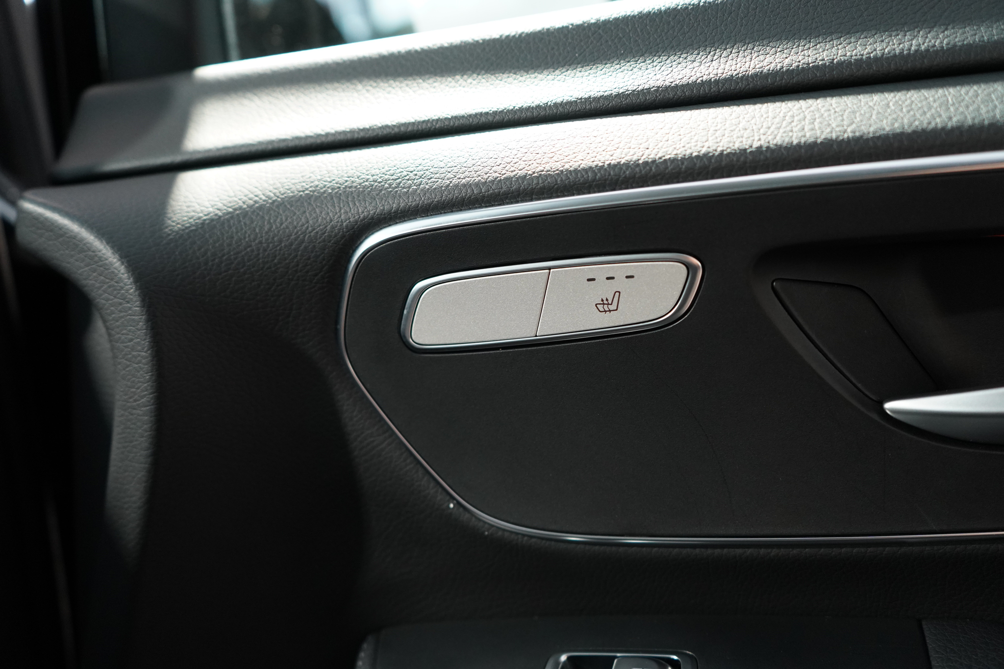 listing desktop thumbnail image 15