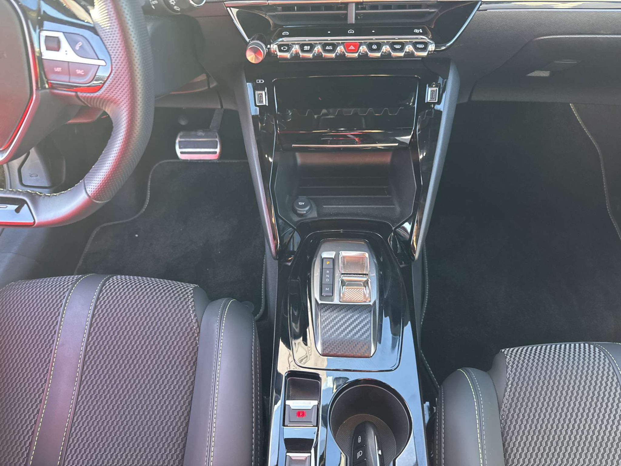 listing desktop thumbnail image 11