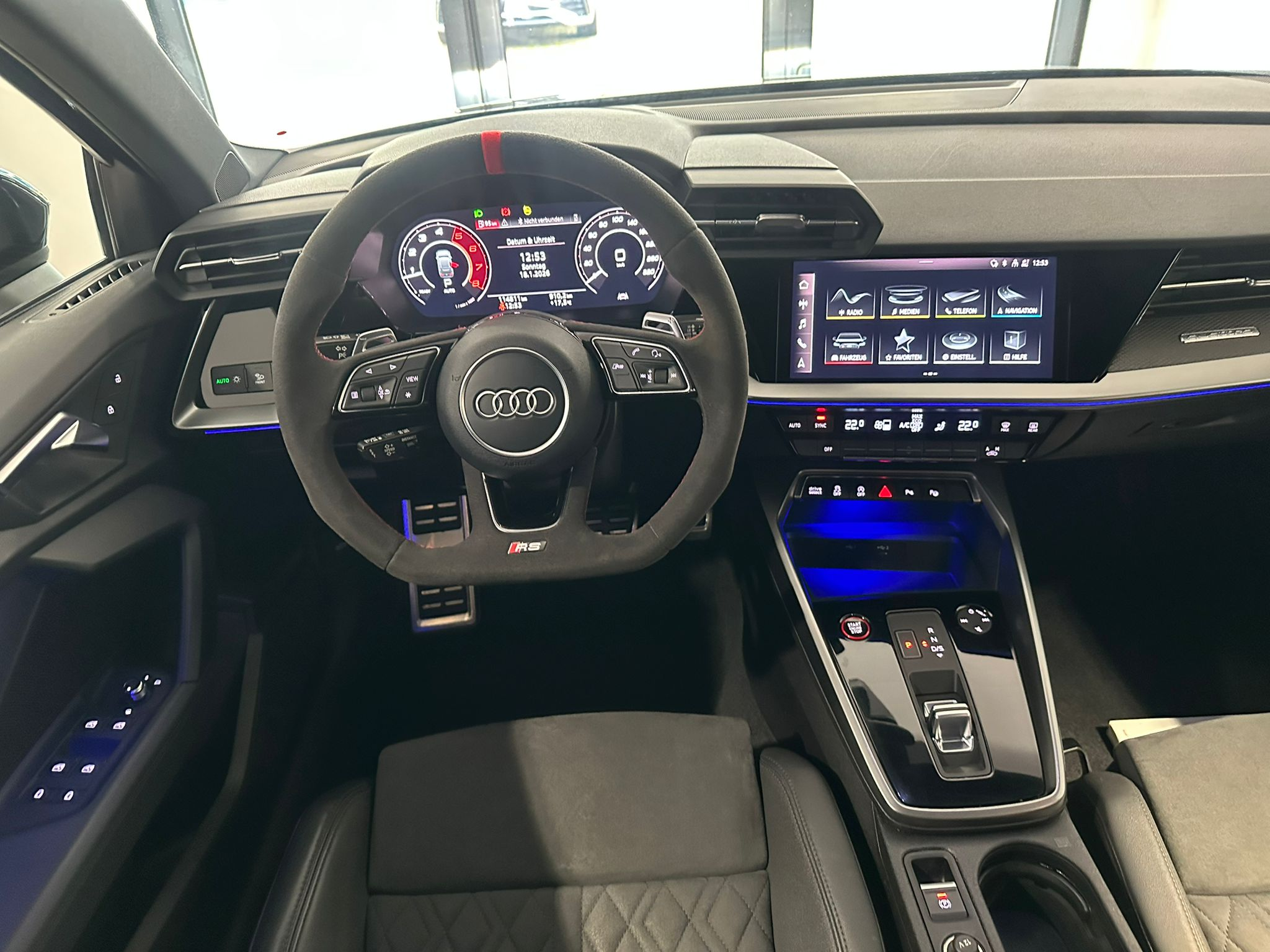 listing desktop thumbnail image 8