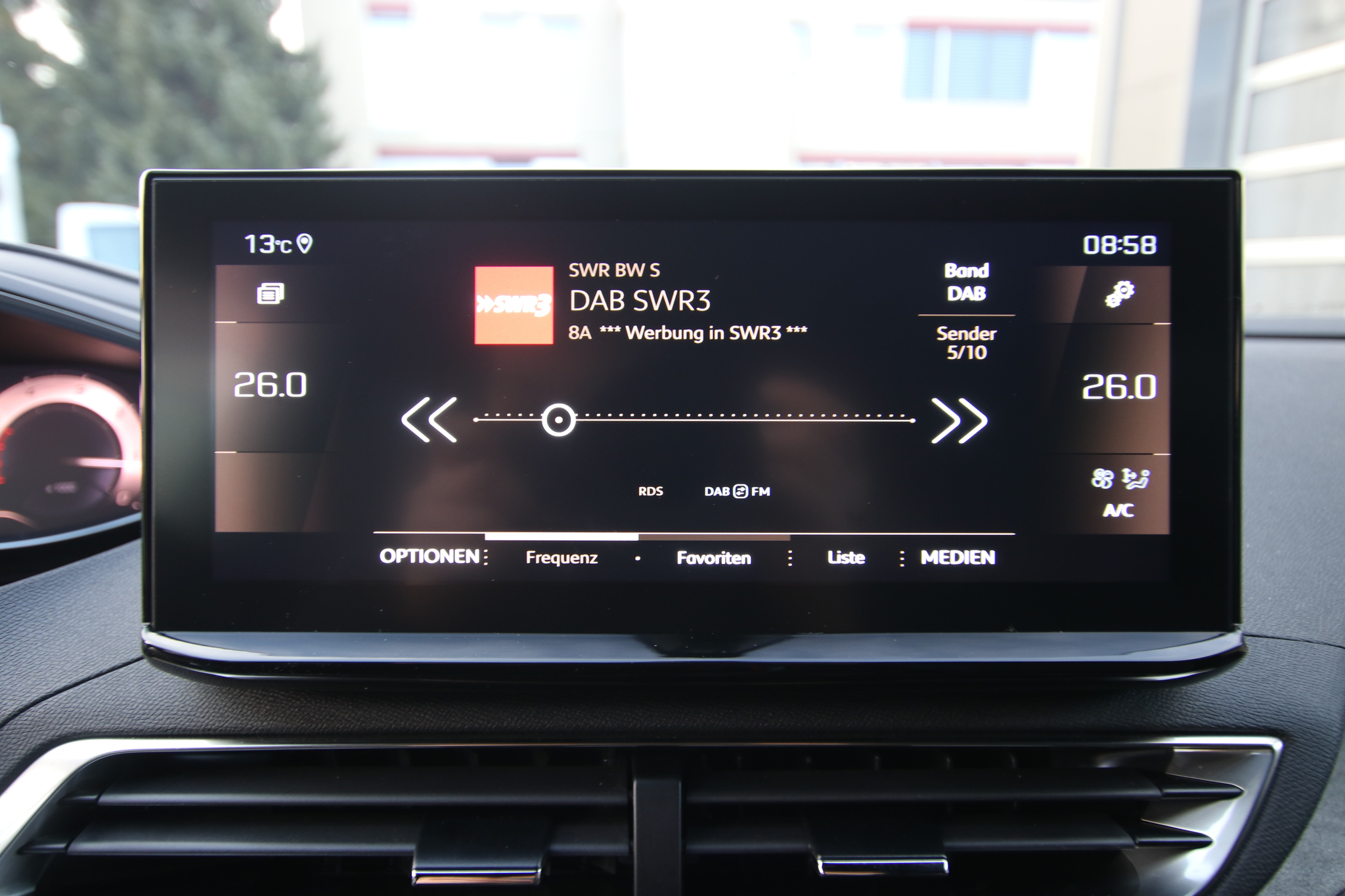 listing desktop thumbnail image 21