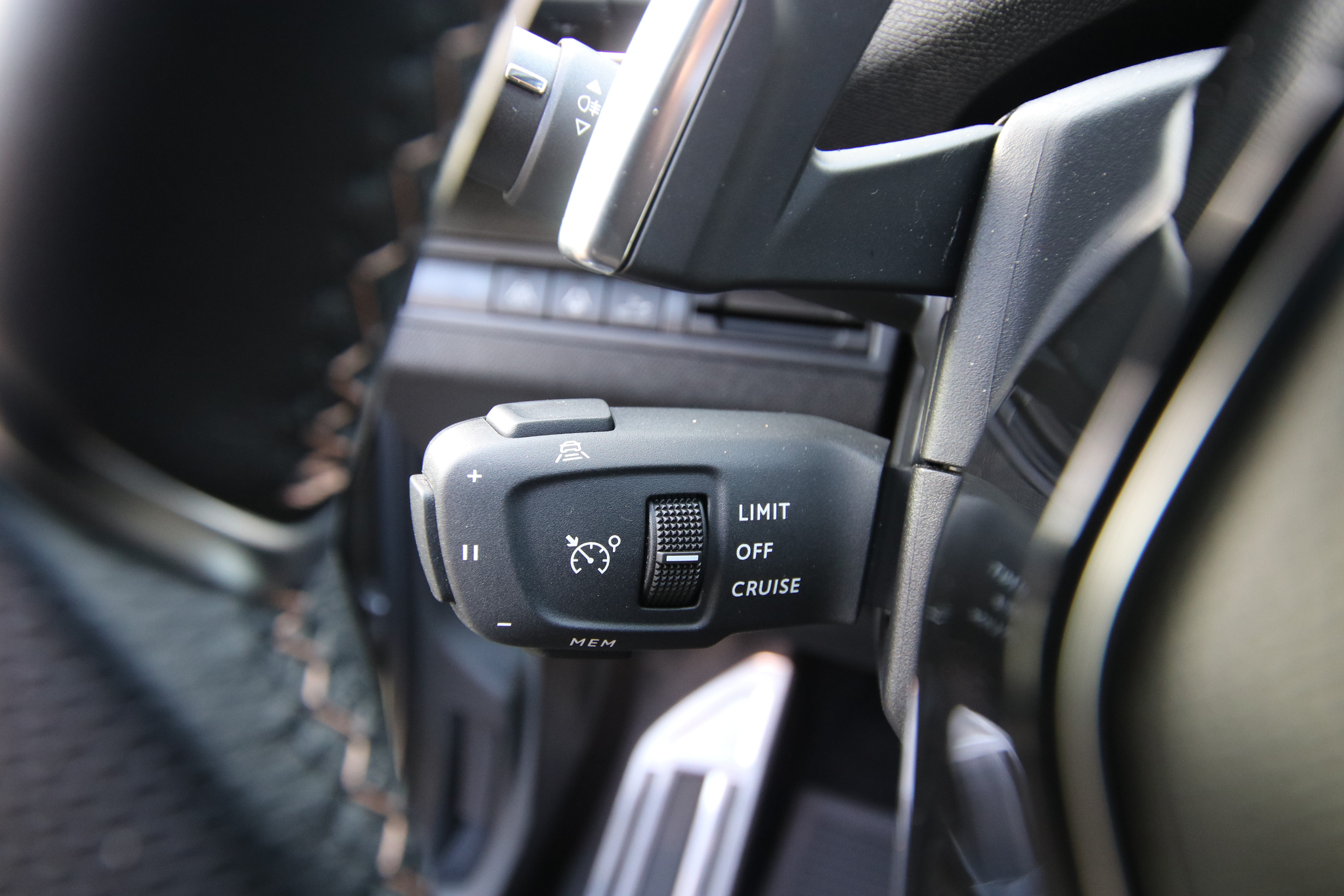 listing desktop thumbnail image 29