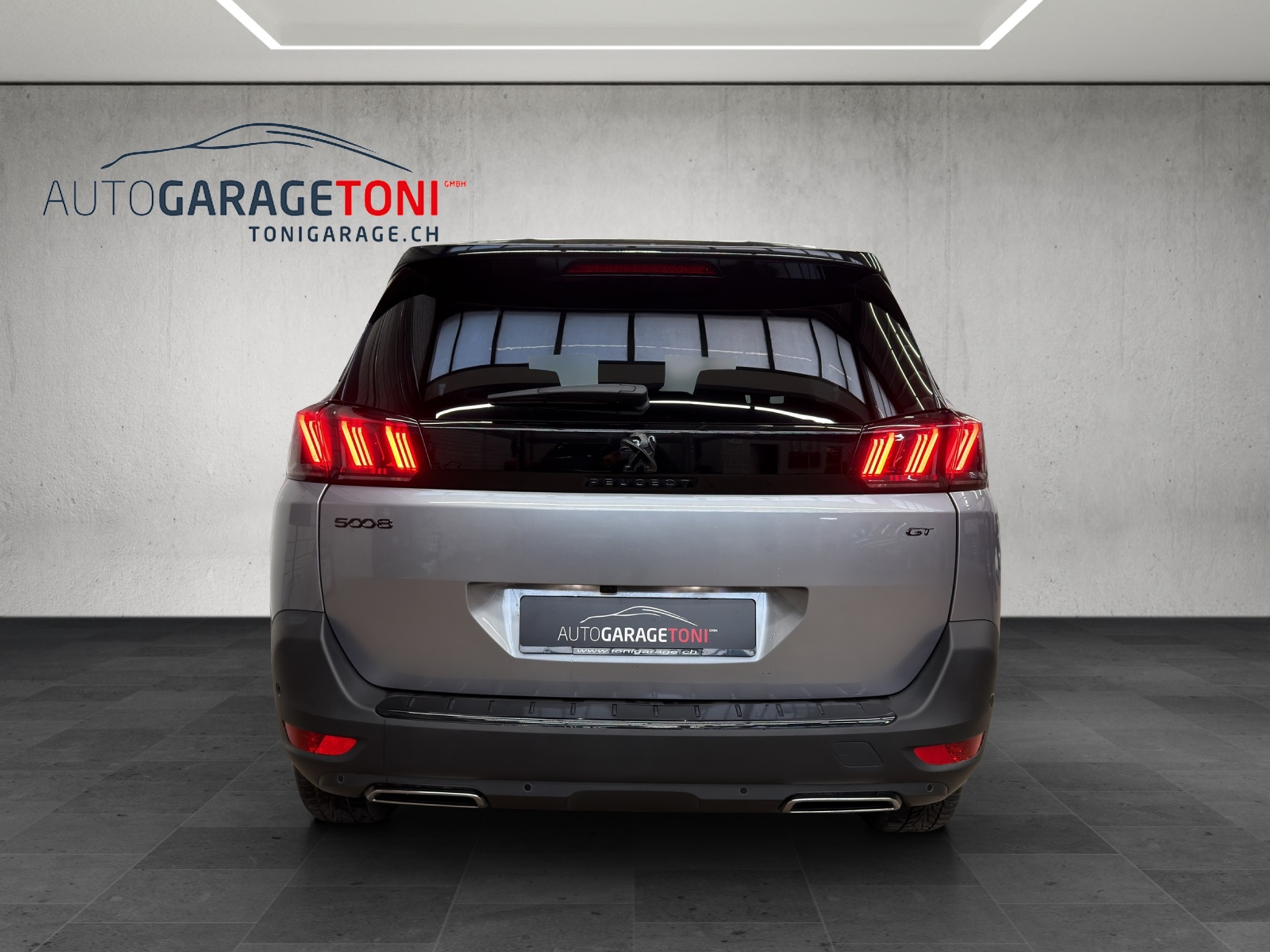 listing desktop thumbnail image 7