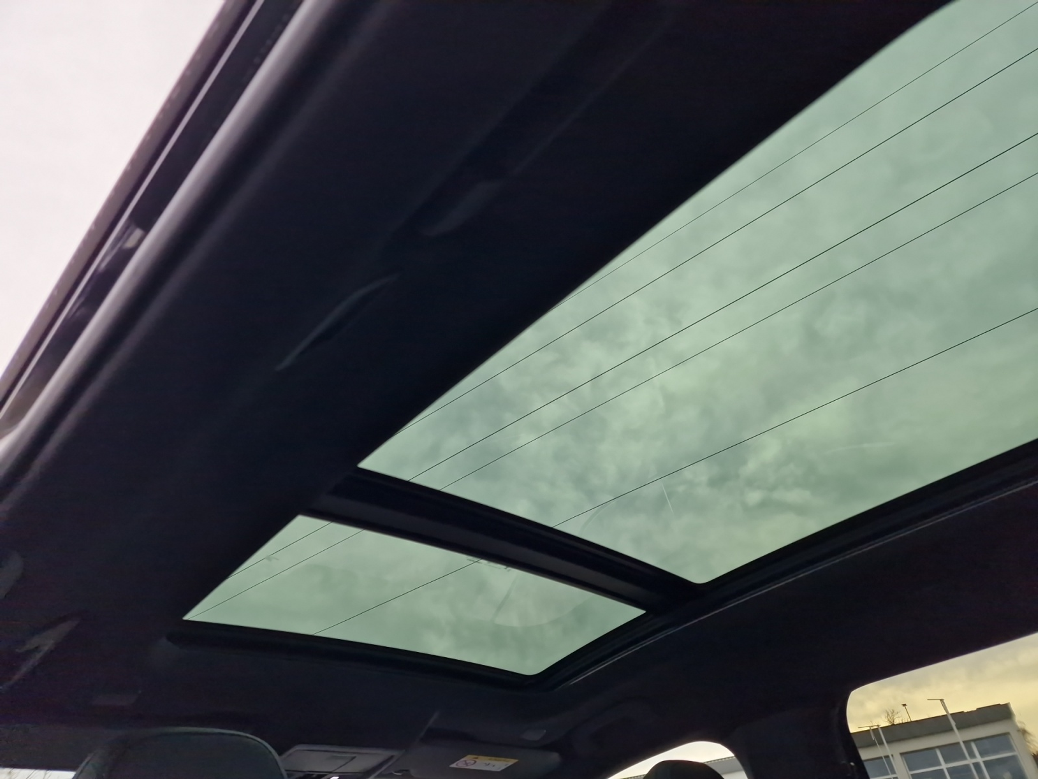 listing desktop thumbnail image 11