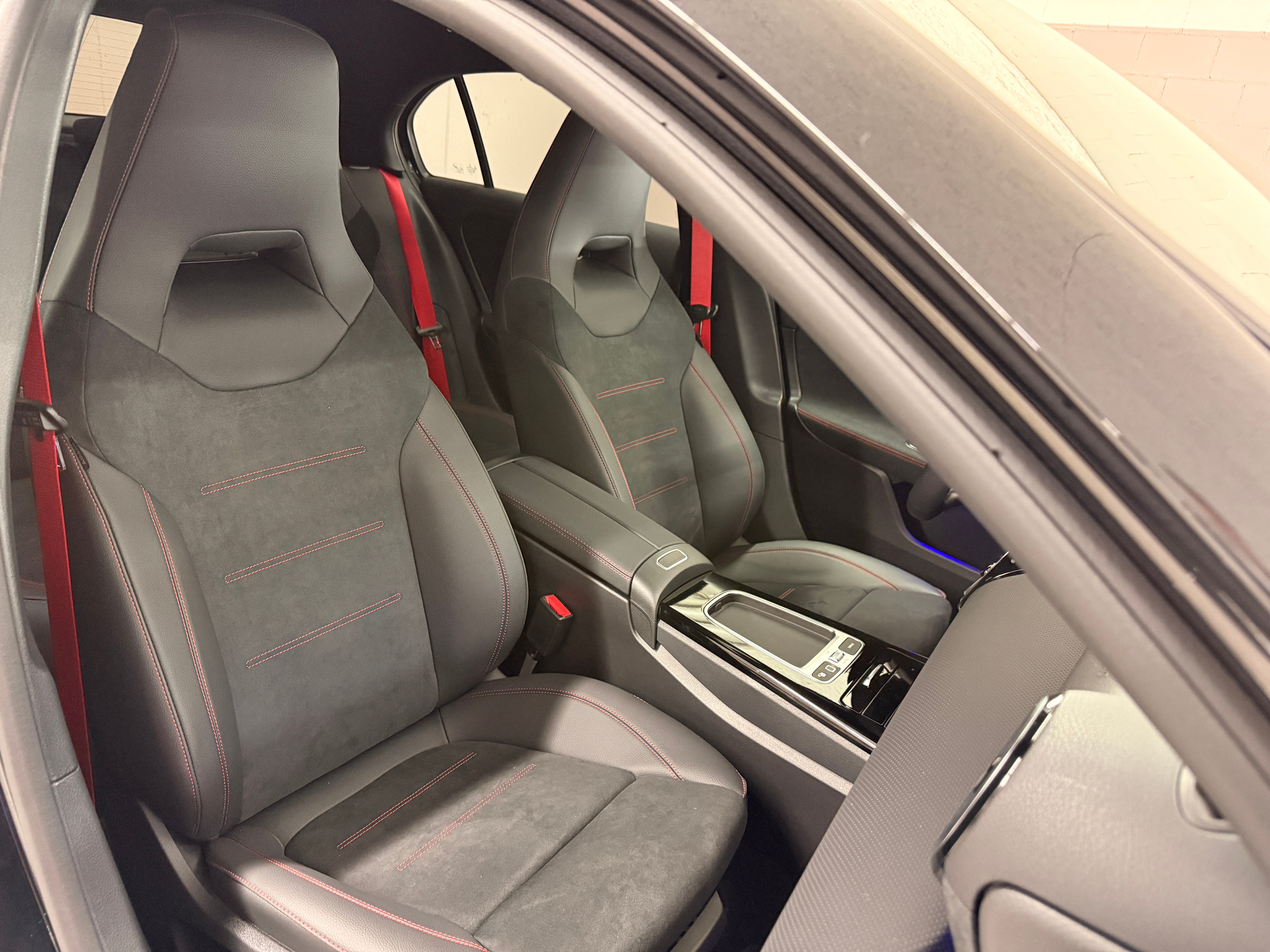 listing desktop thumbnail image 9