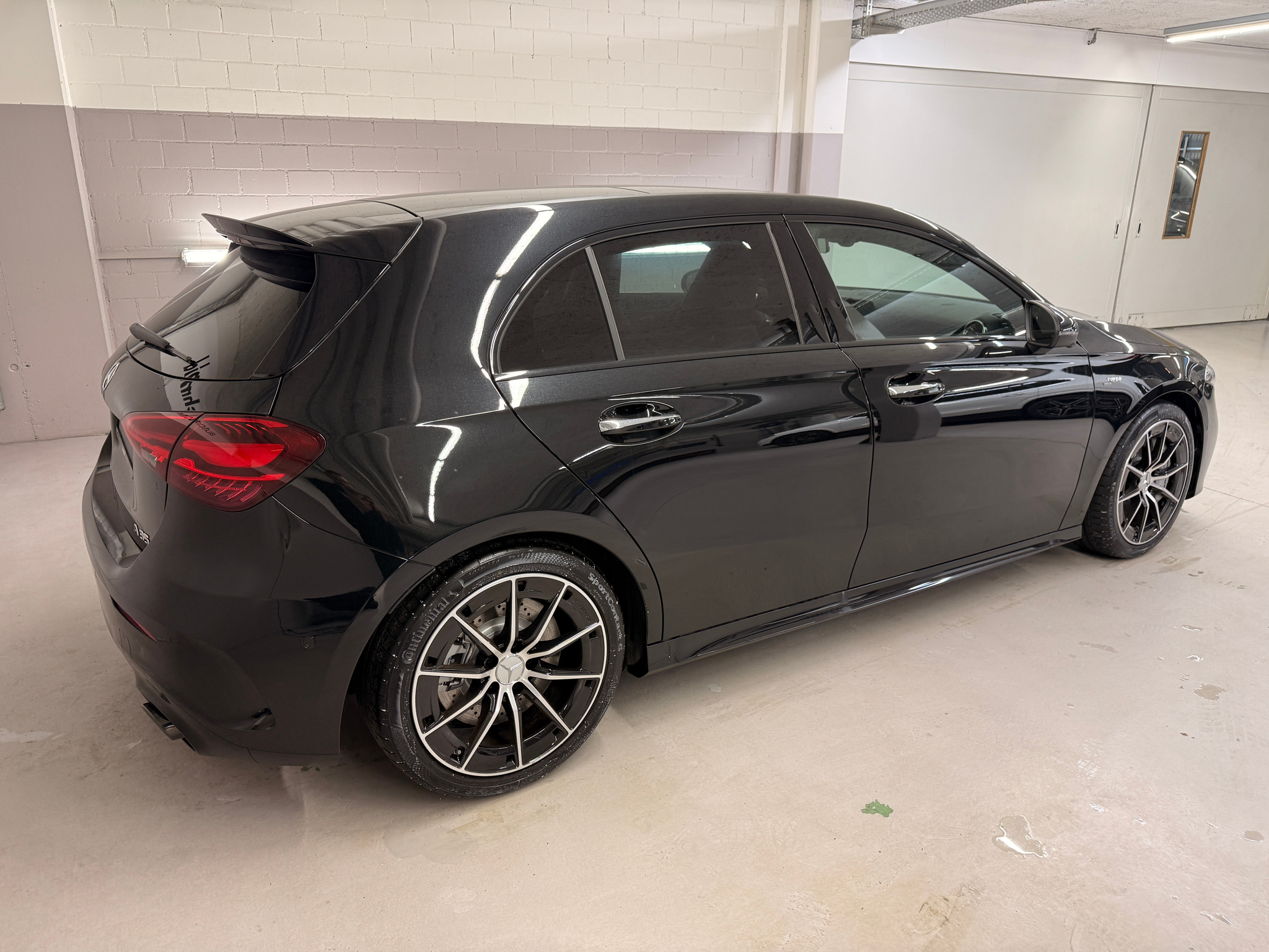 listing desktop thumbnail image 3