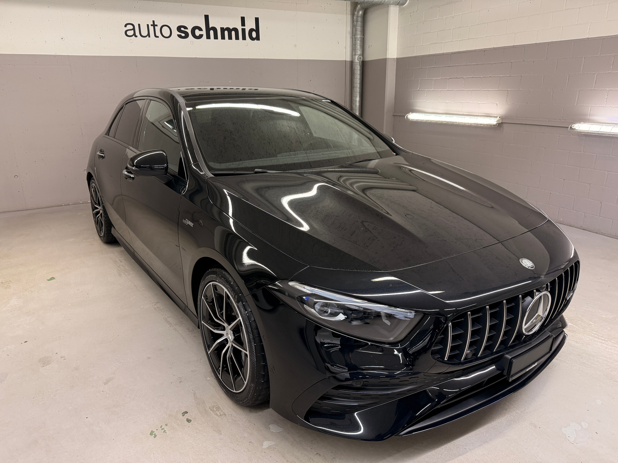 listing desktop thumbnail image 1