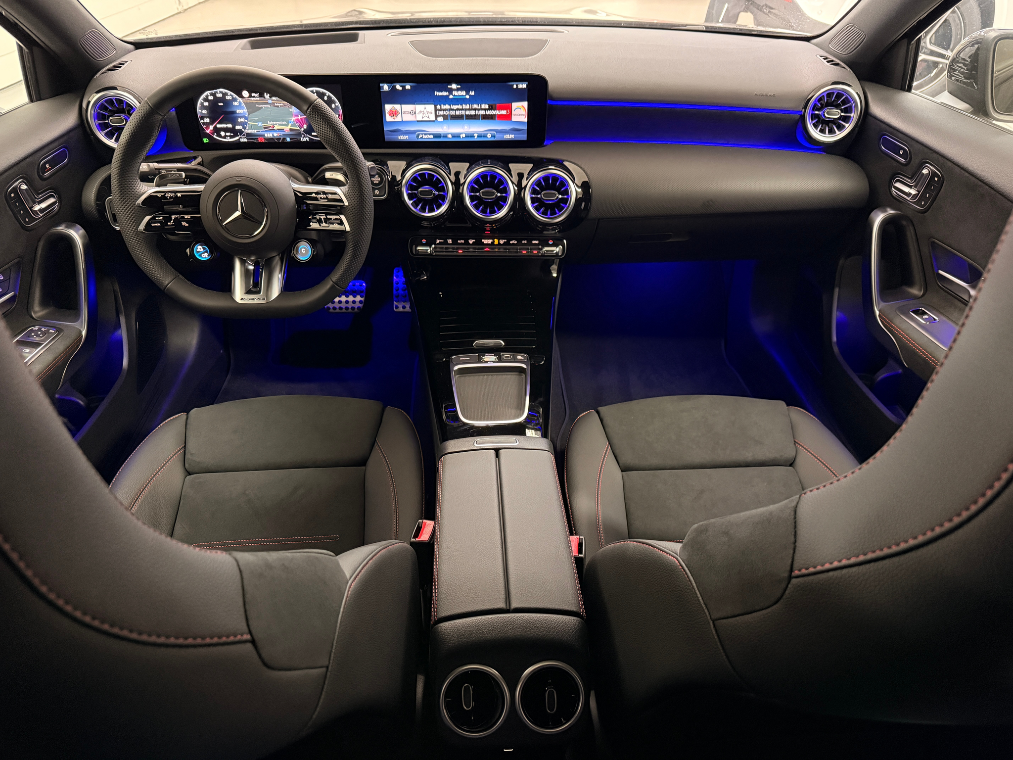 listing desktop thumbnail image 7