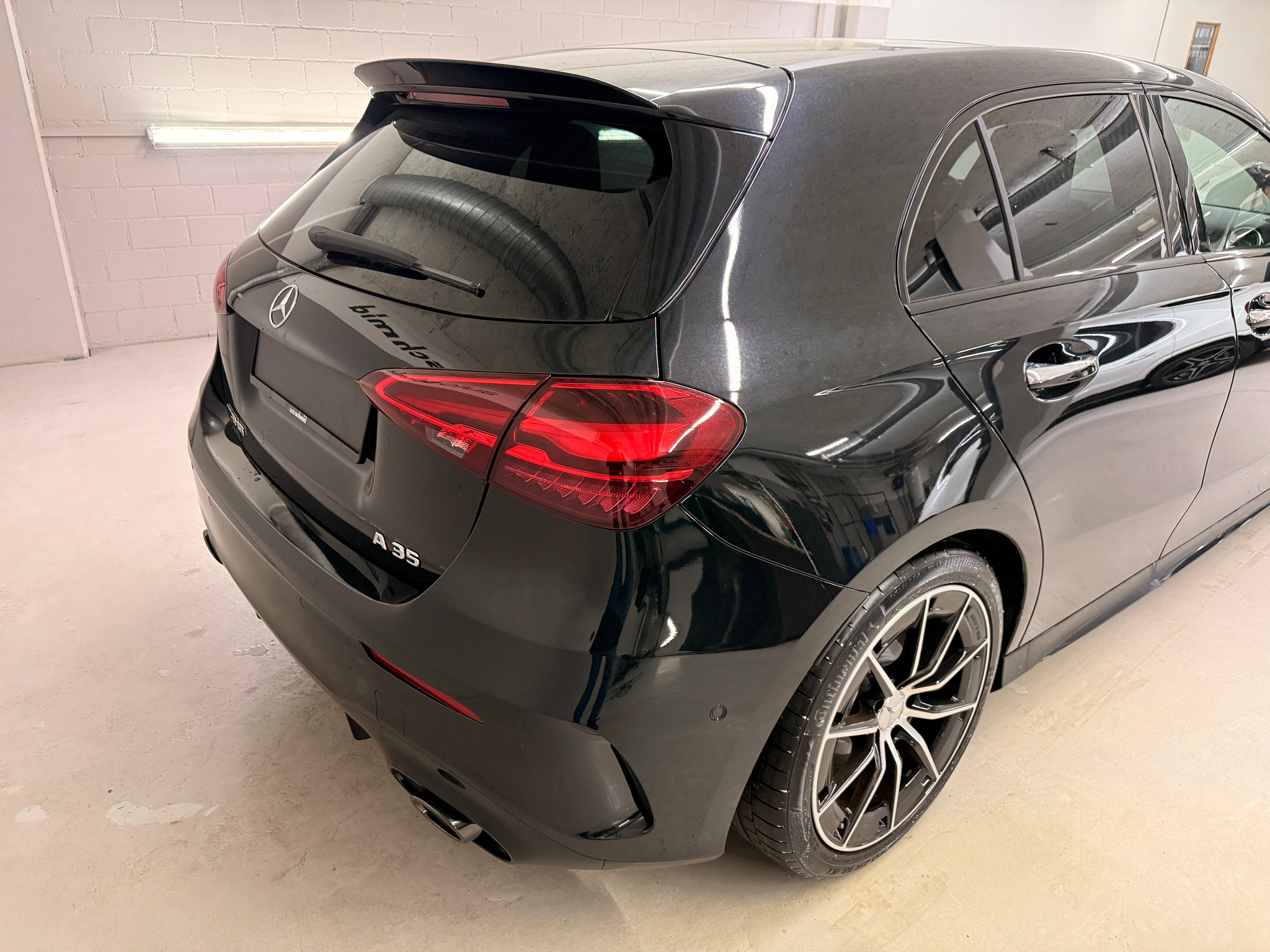 listing desktop thumbnail image 5