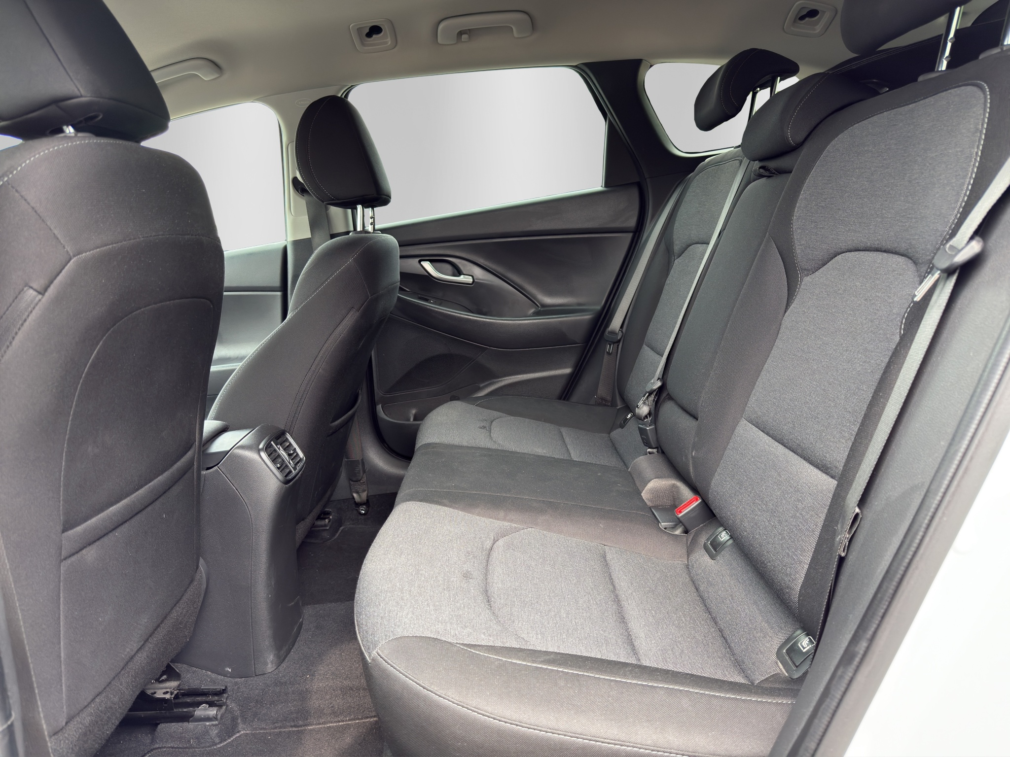 listing desktop thumbnail image 13