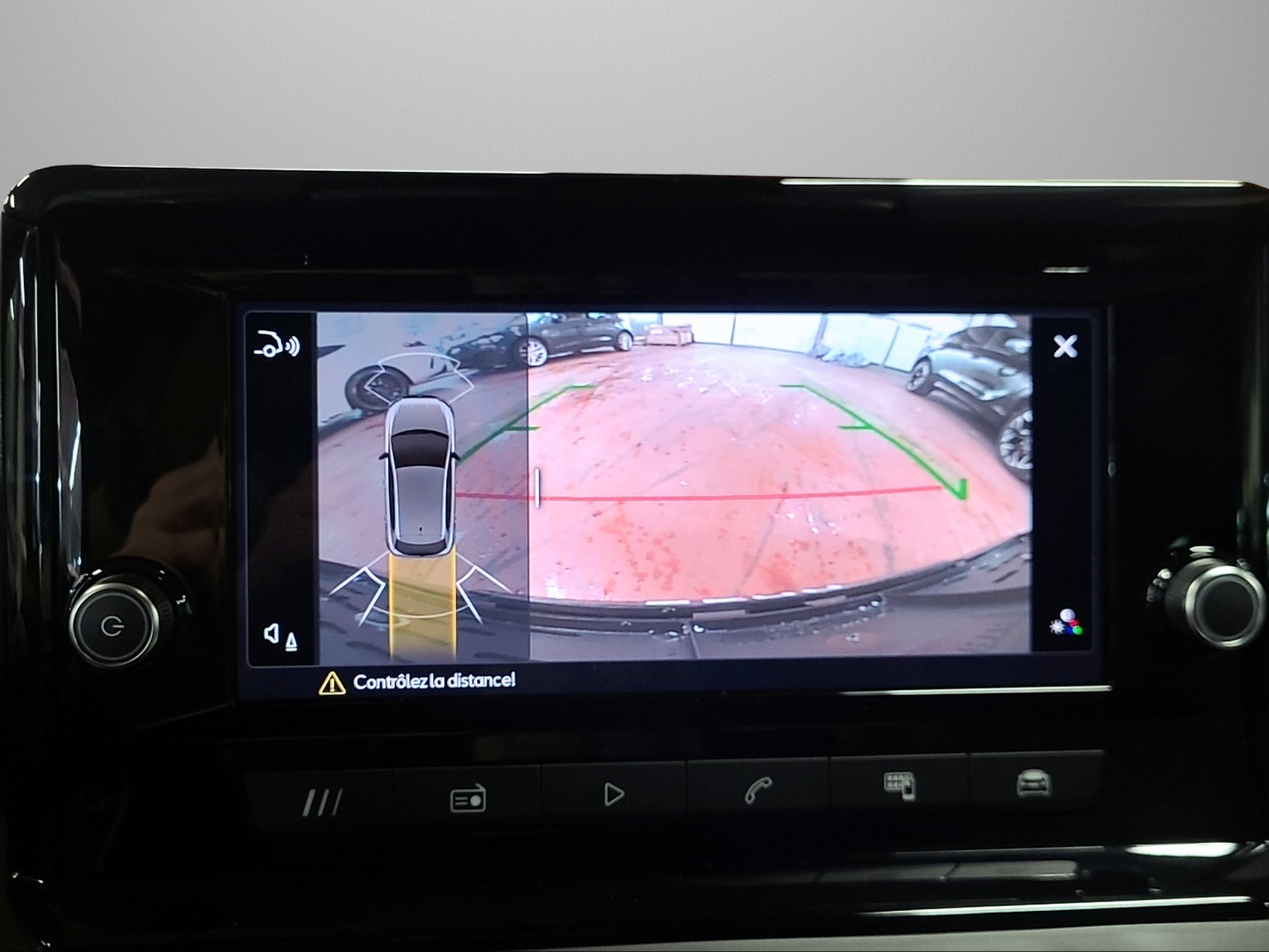 listing desktop thumbnail image 10