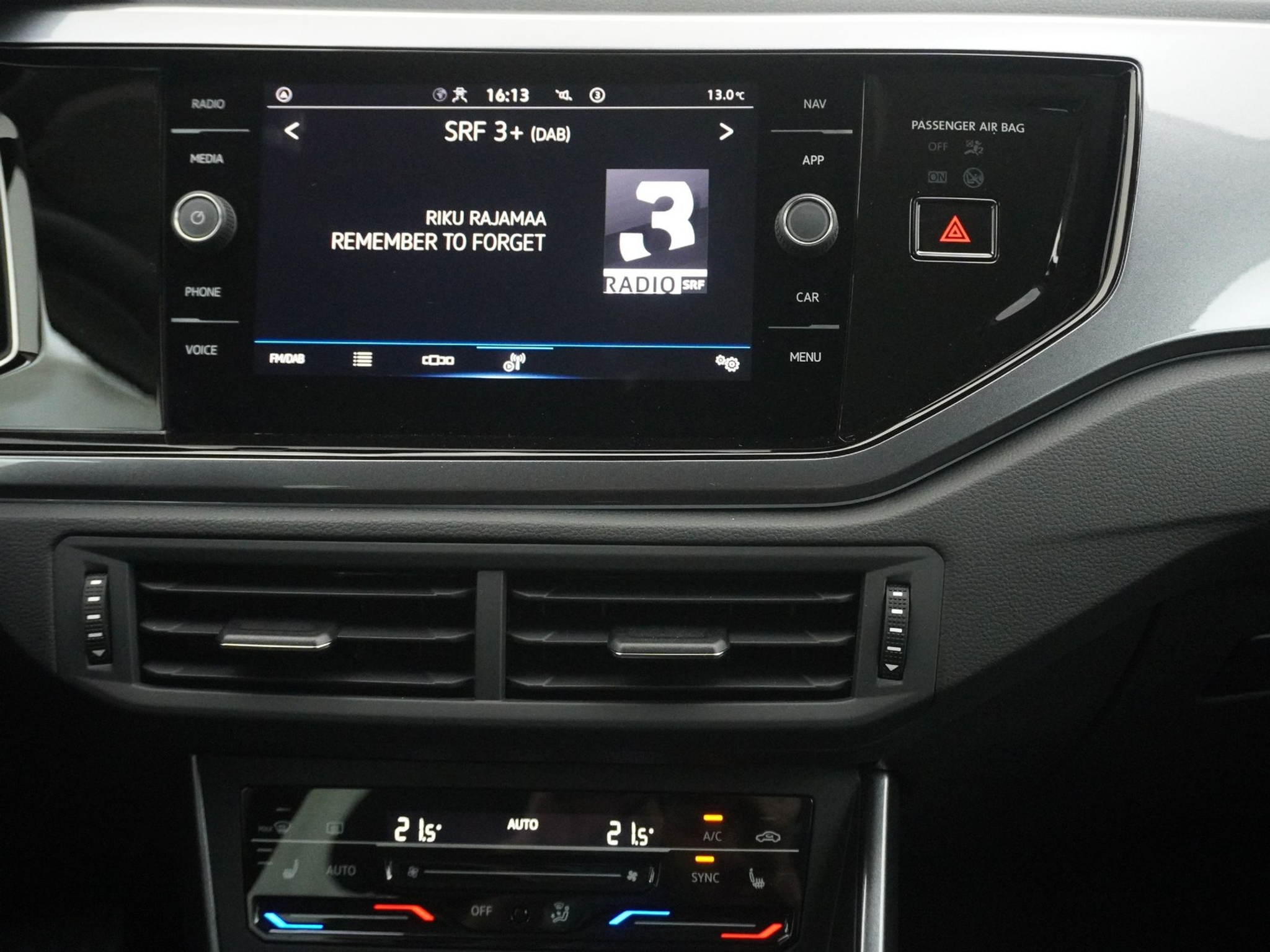 listing desktop thumbnail image 18