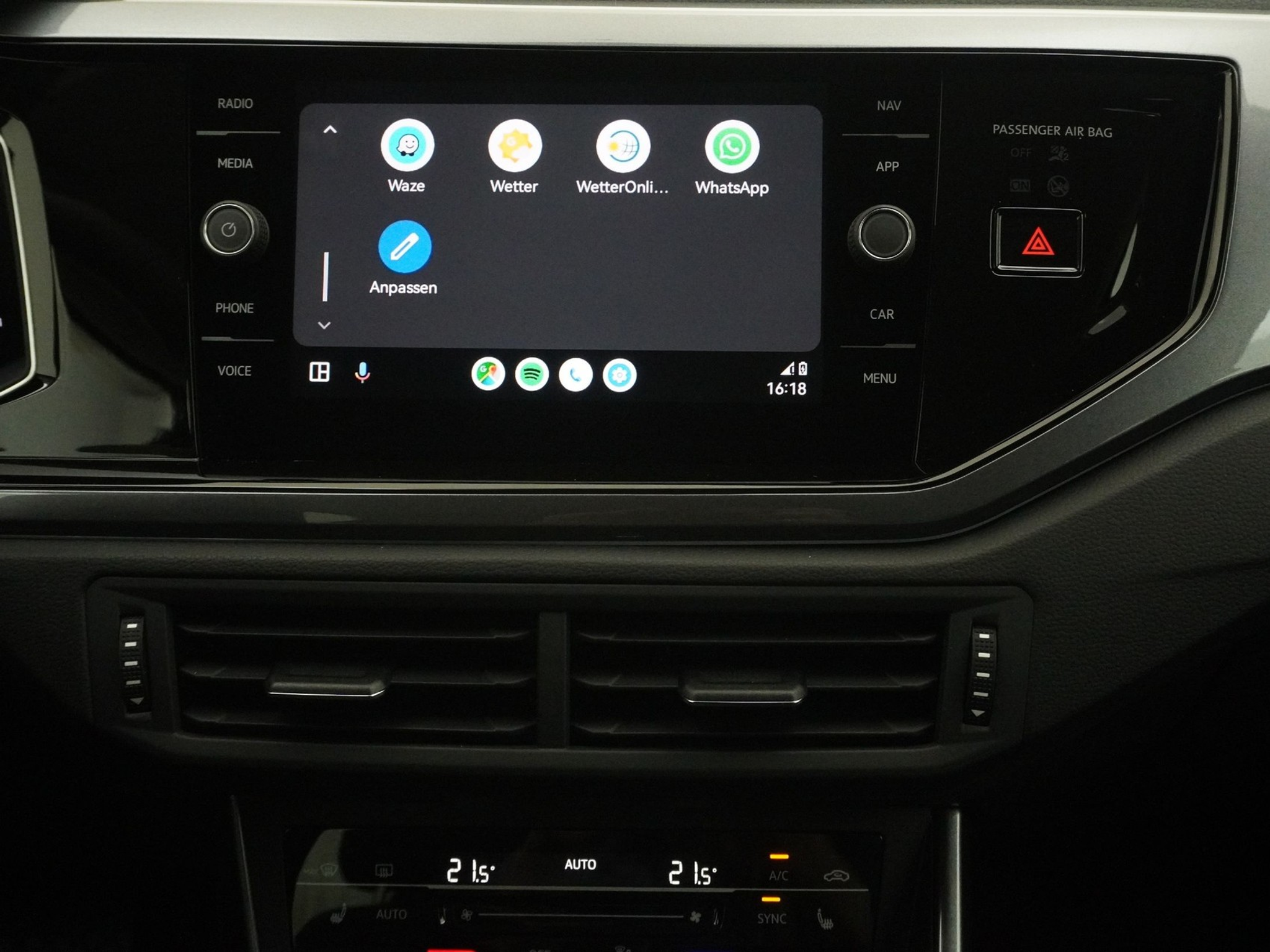 listing desktop thumbnail image 17