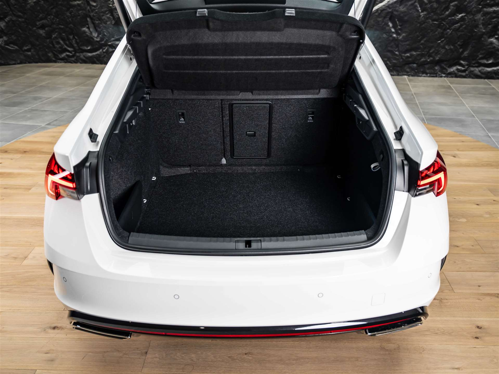 listing desktop thumbnail image 49