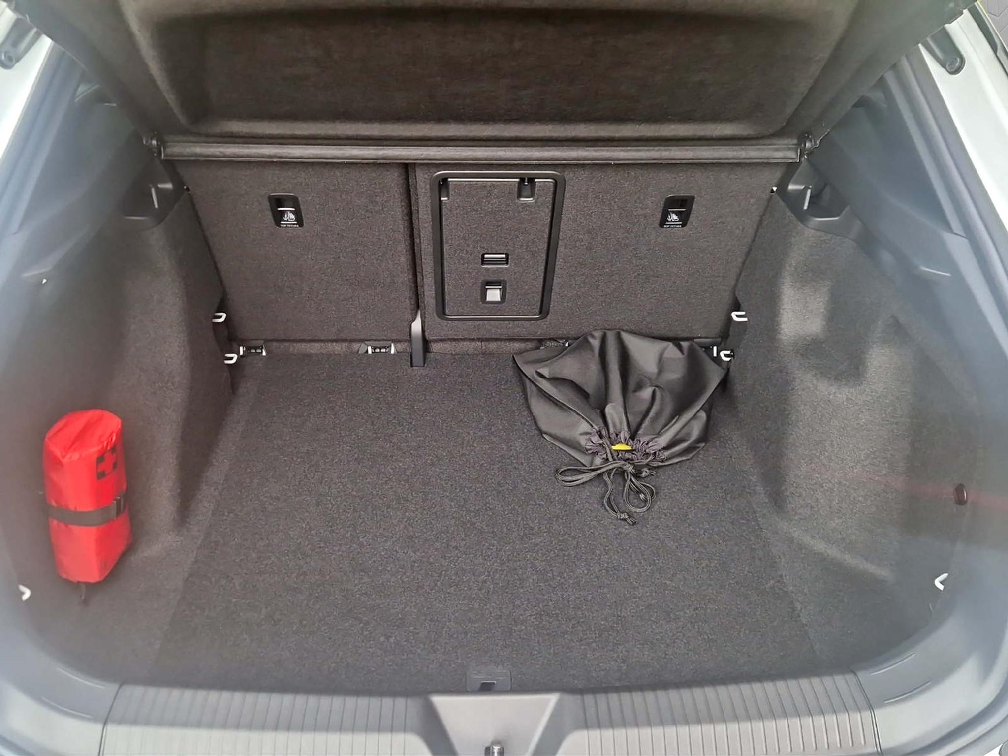 listing desktop thumbnail image 13