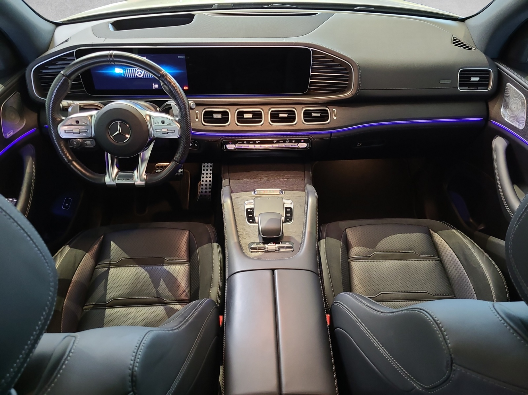 listing desktop thumbnail image 11