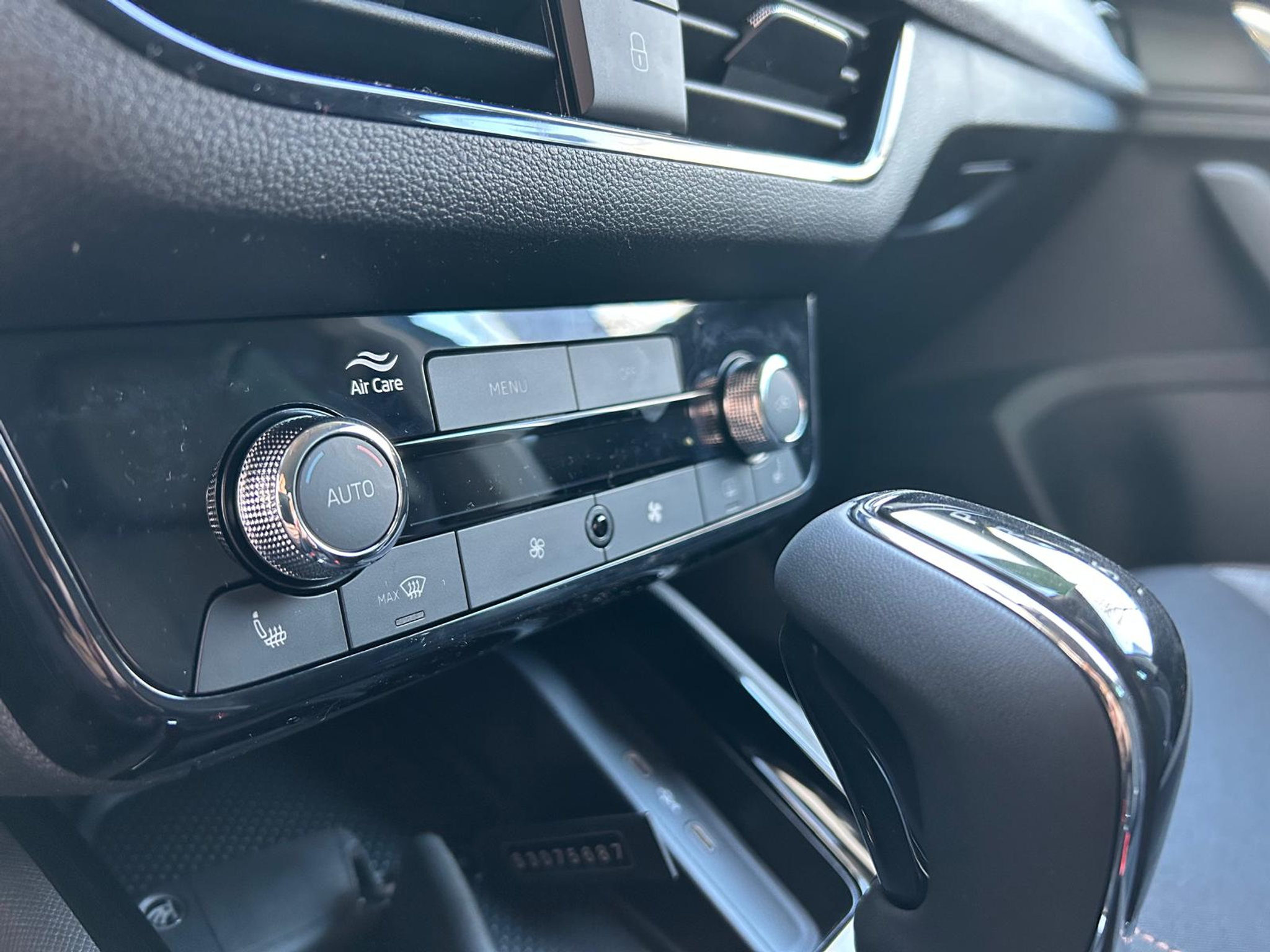 listing desktop thumbnail image 12