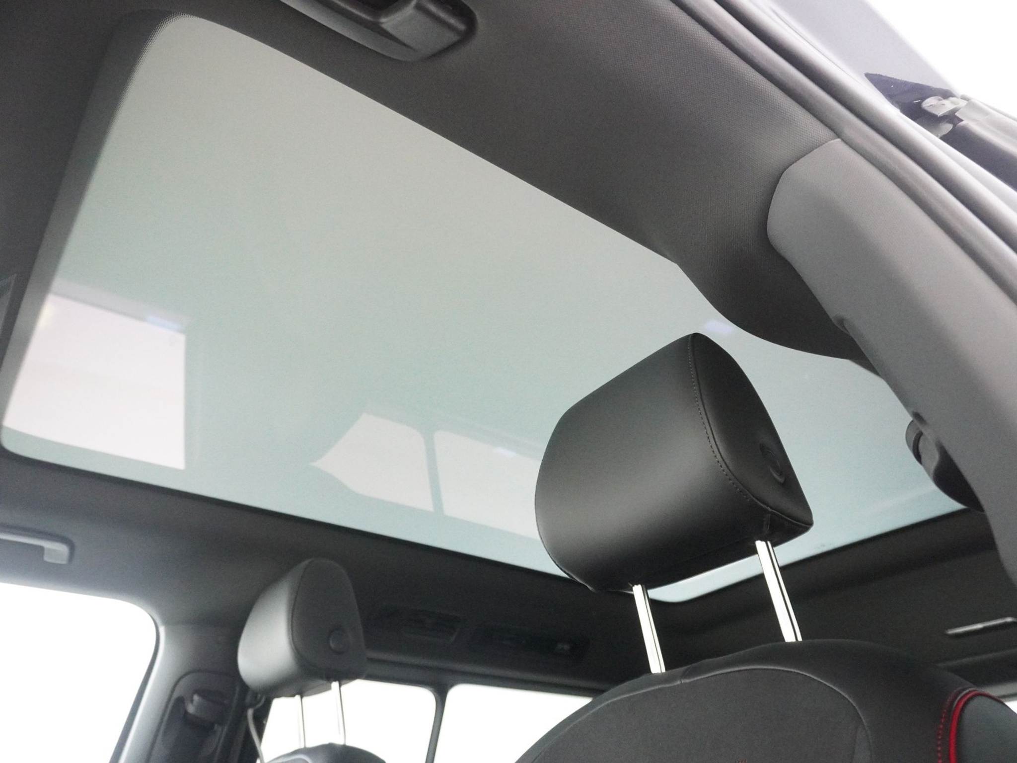 listing desktop thumbnail image 18