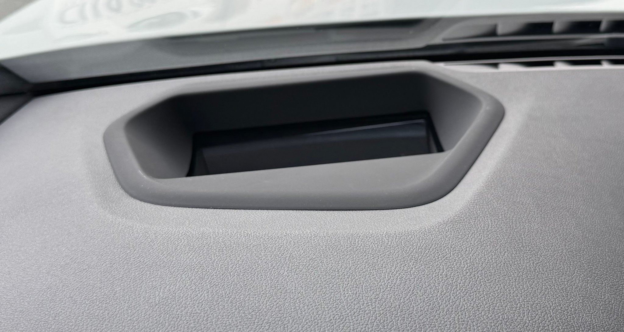 listing desktop thumbnail image 16