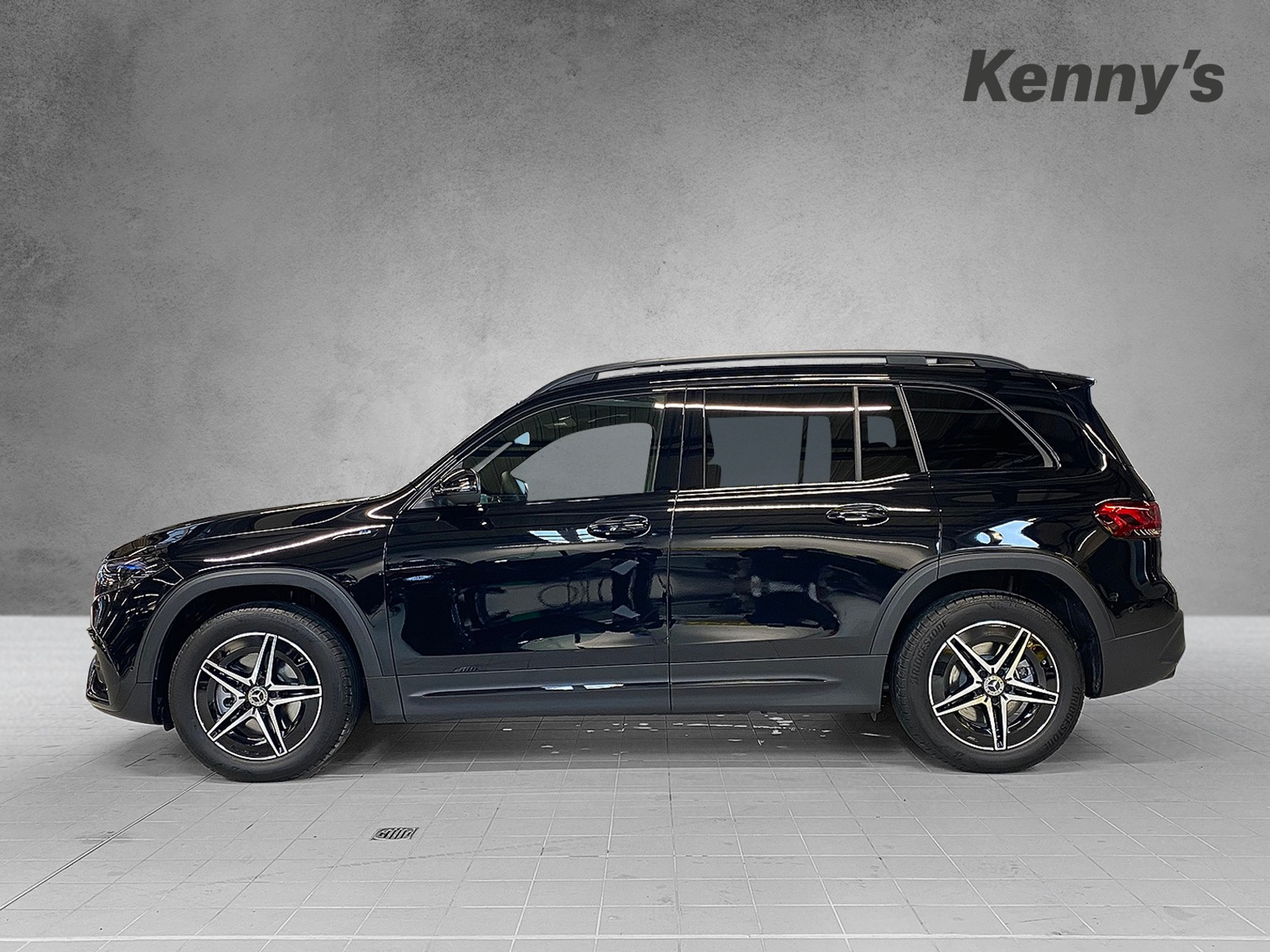 listing desktop thumbnail image 1