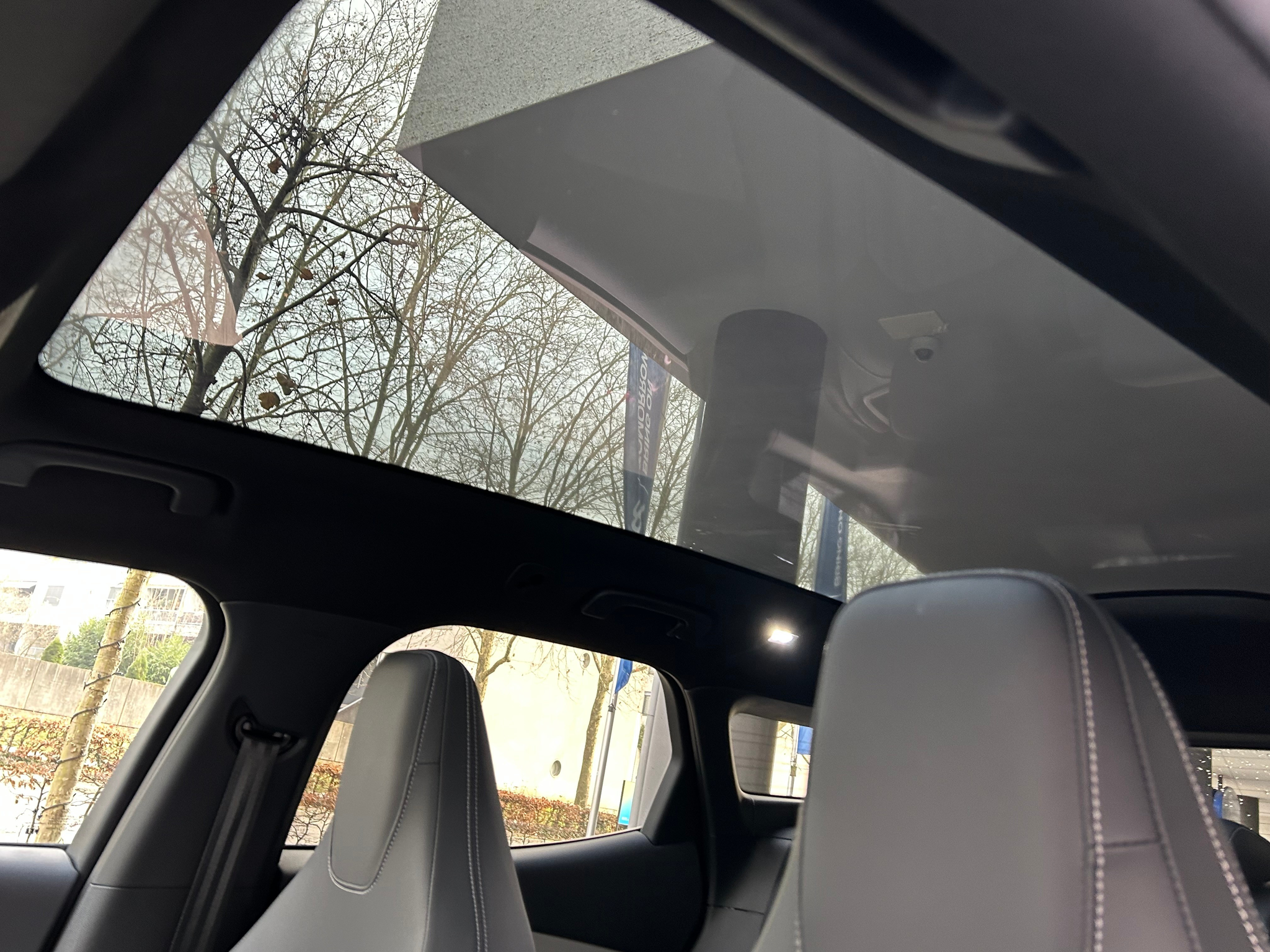 listing desktop thumbnail image 11