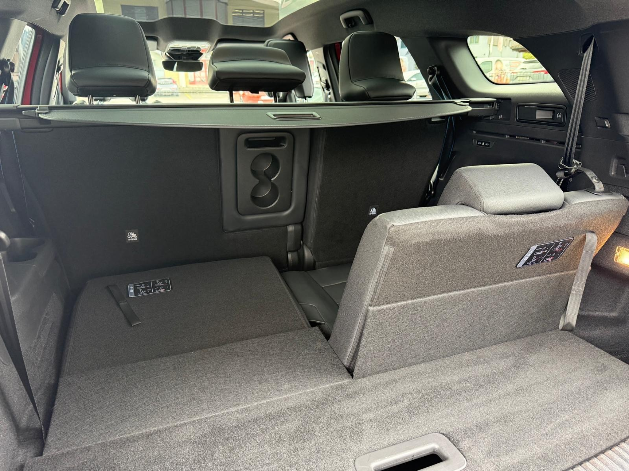 listing desktop thumbnail image 13