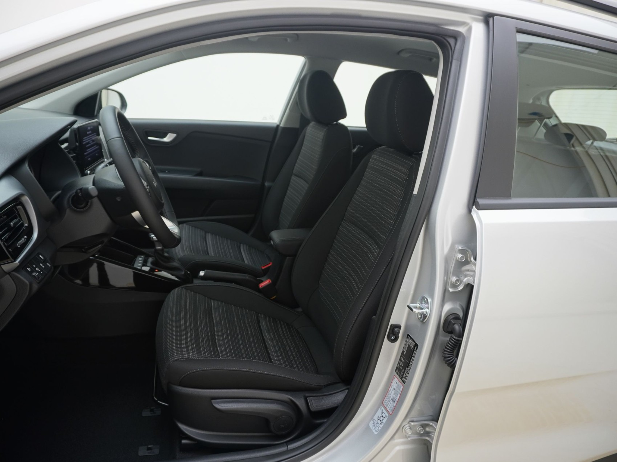 listing desktop thumbnail image 11