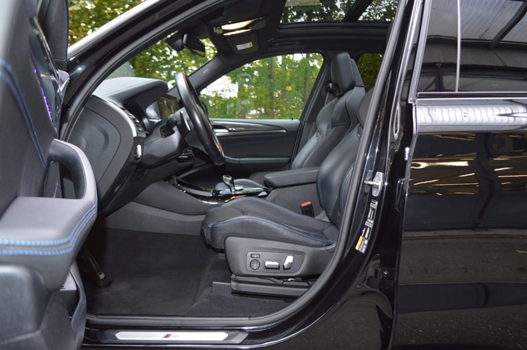 listing desktop thumbnail image 5