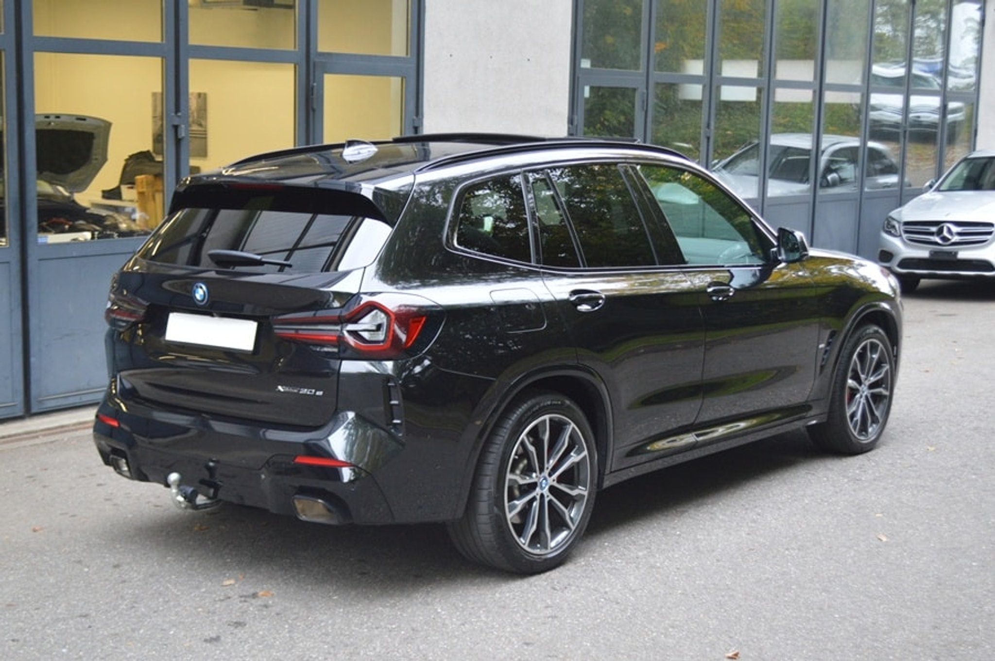 listing desktop thumbnail image 14